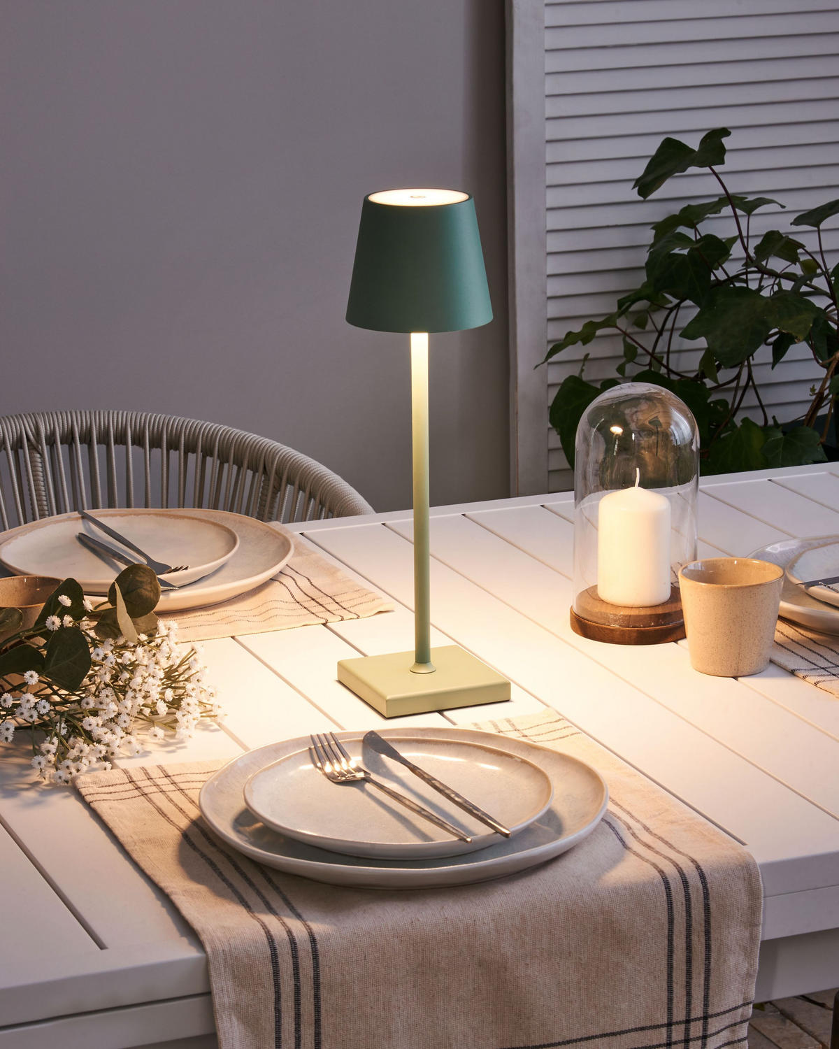 LED-TISCHLEUCHTE Grün Baceiro - Grün, Metall (10/10/38cm) - Beliani