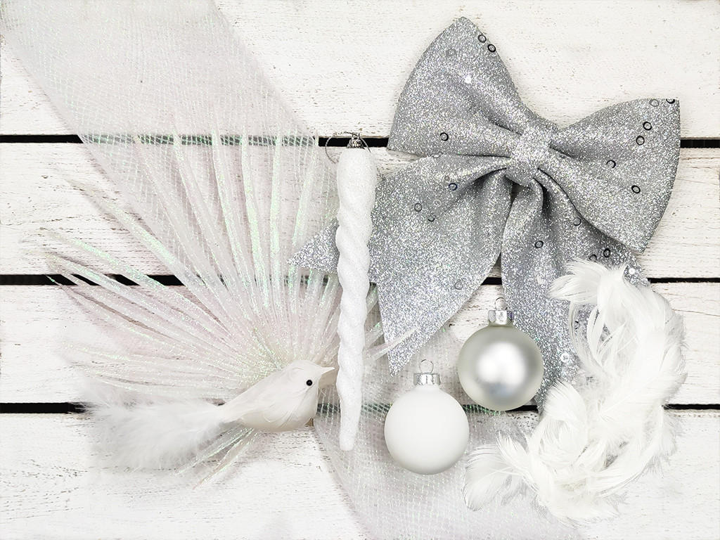 WEIHNACHTSBAUMSCHMUCK-SET WINTERFREUDEN 70-teilig, für Weihnachtsbäume 120–210 cm, inkl. Aufbewahrungsbox - Silberfarben/Weiß, Kunststoff/Textil (55/50/75cm) - LAALU