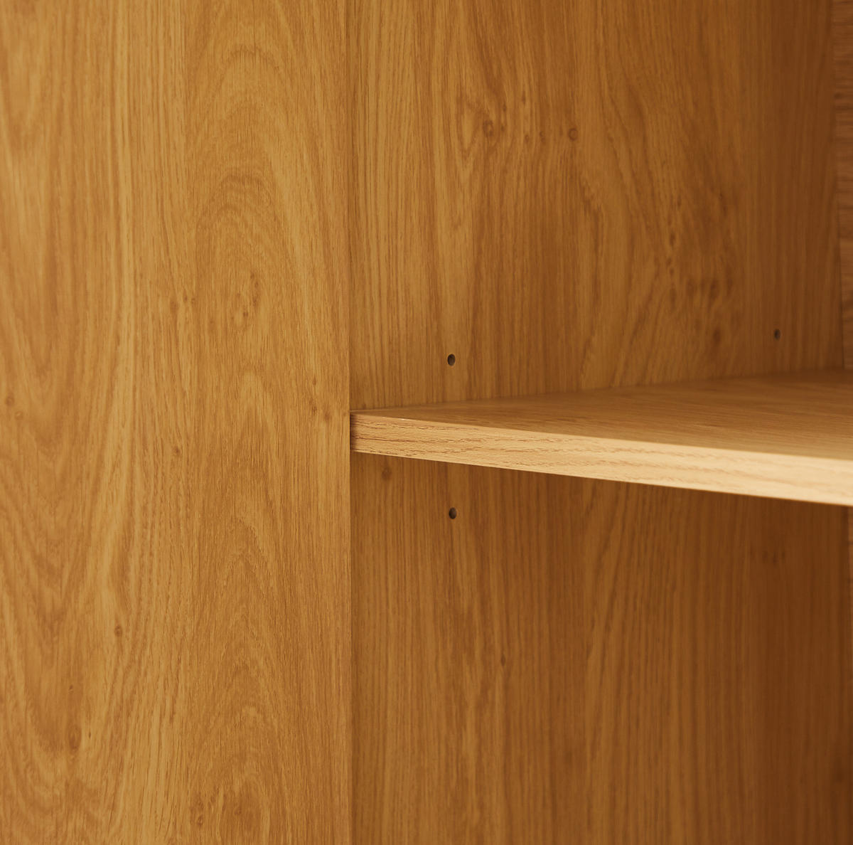 SIDEBOARD 169/40/80 cm in Natur mit geschwungenen Türen und verstellbaren Böden - Naturfarben, Holzwerkstoff (169/80/40cm) - Flora Grace