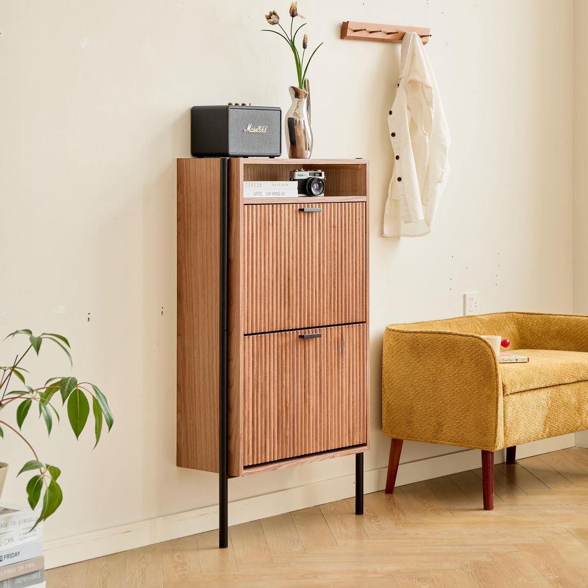 SCHUHSCHRANK Nussbaumholz Braun - Braun, Holz (65/111/25cm) - Nordlys