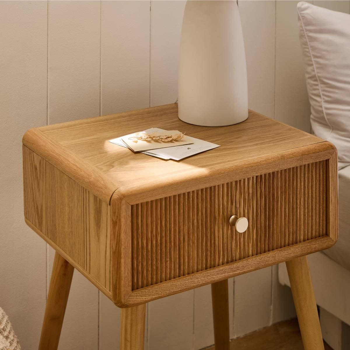 NACHTTISCH mit 1 Schublade und lamellenartiger Front 42/35/52 cm - Eschefarben, Holzwerkstoff (35/52/39cm) - Calicosy