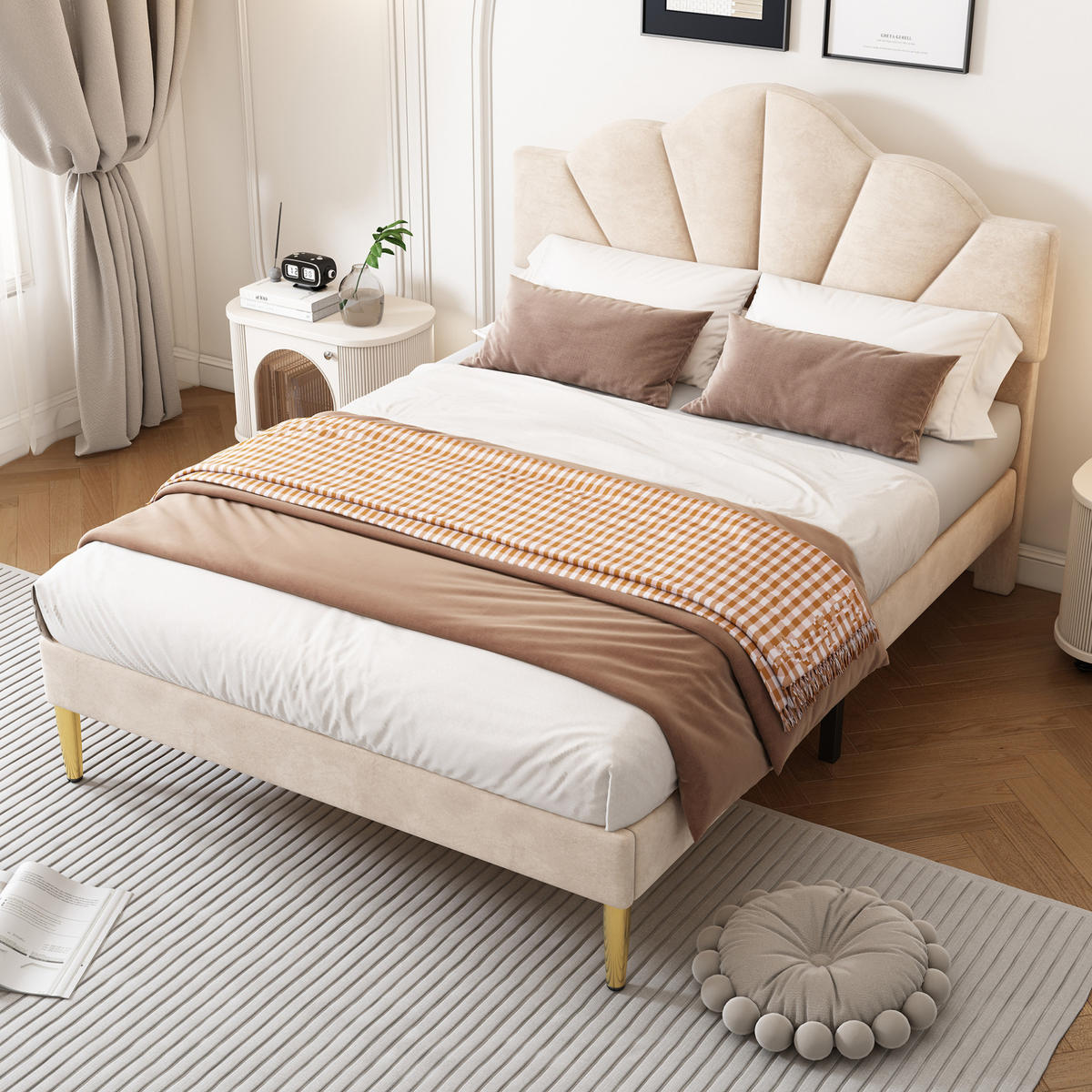 POLSTERBETT 140/200 cm aus Samt mit verstellbarem Kopfteil und goldfarbenen Metallbeinen, Beige - Beige, Textil (140/200cm) - Redom
