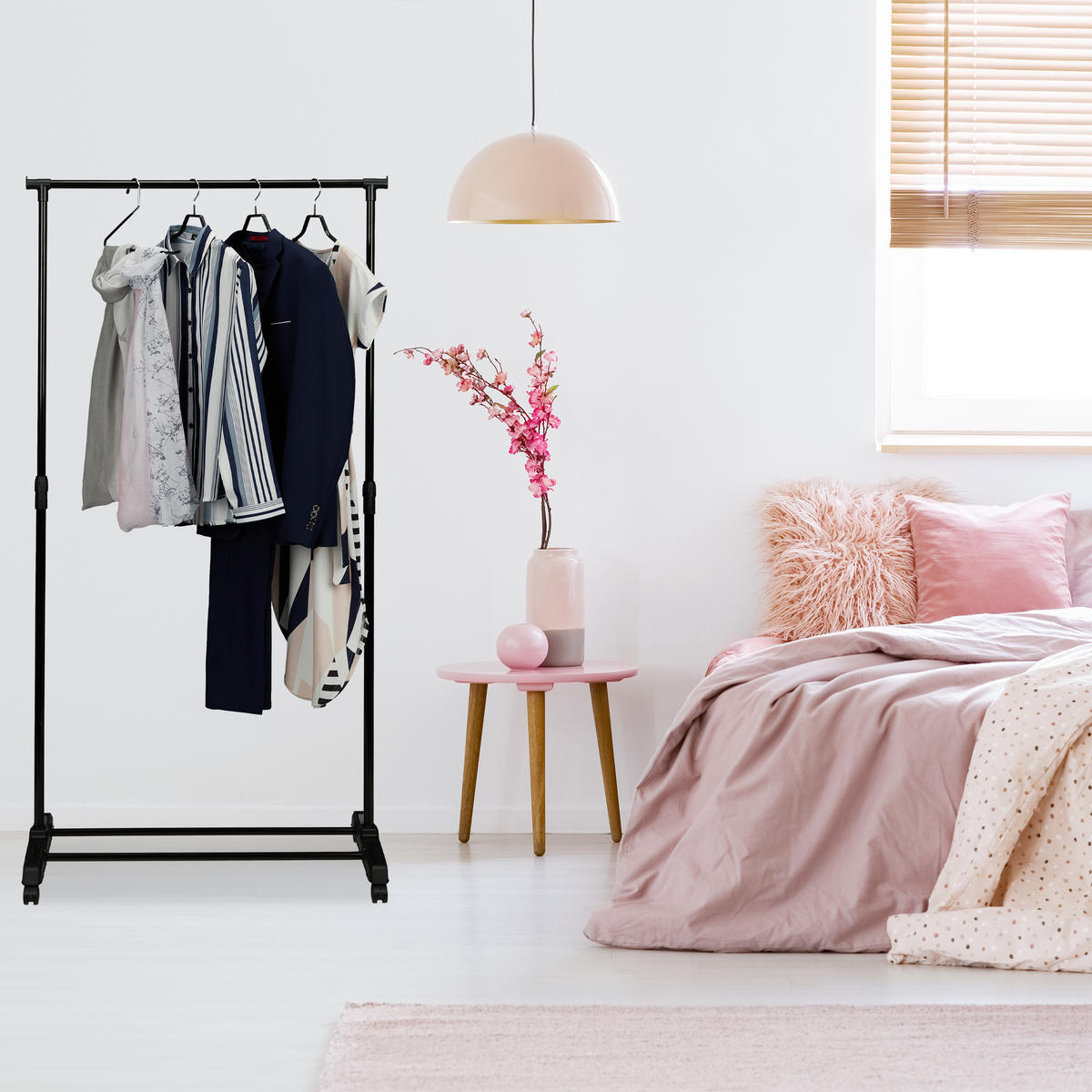 STOJAN na šaty - čierna, kov/plast (91/180.5/42cm) - Relaxdays