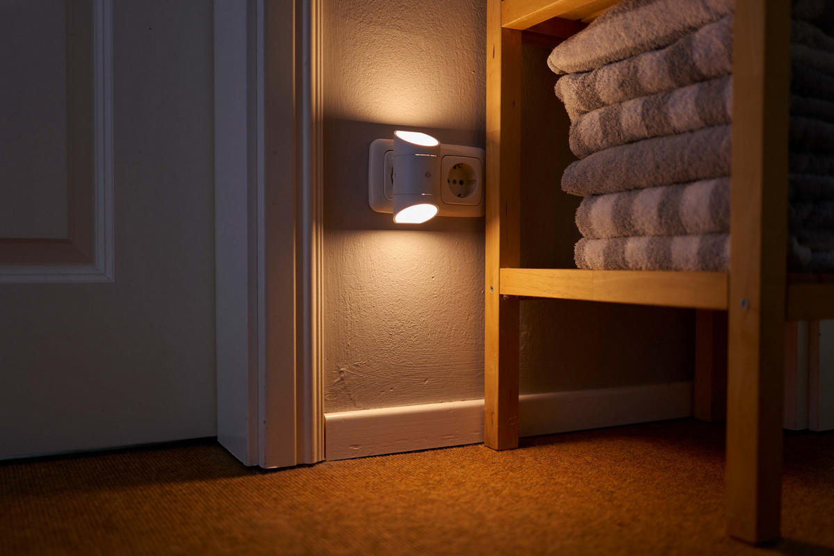 LED Nachtlicht - Dämmerungssensor und Bewegungsmelder für sanfte Beleuchtung in Weiß, rund - Weiß, Kunststoff (8.4/5.1/9.9cm) - Northpoint