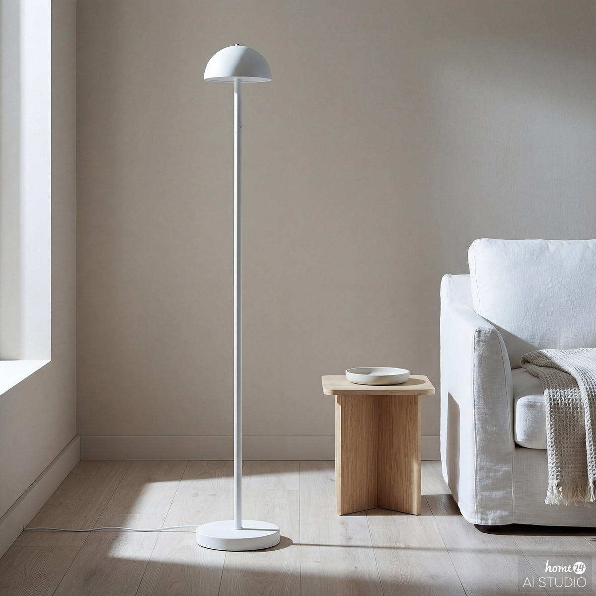 AKKU-STEHLEUCHTE - Dimmbar - Eisen / Kunststoff - Beige, Kunststoff/Metall (18/18/120cm) - home24