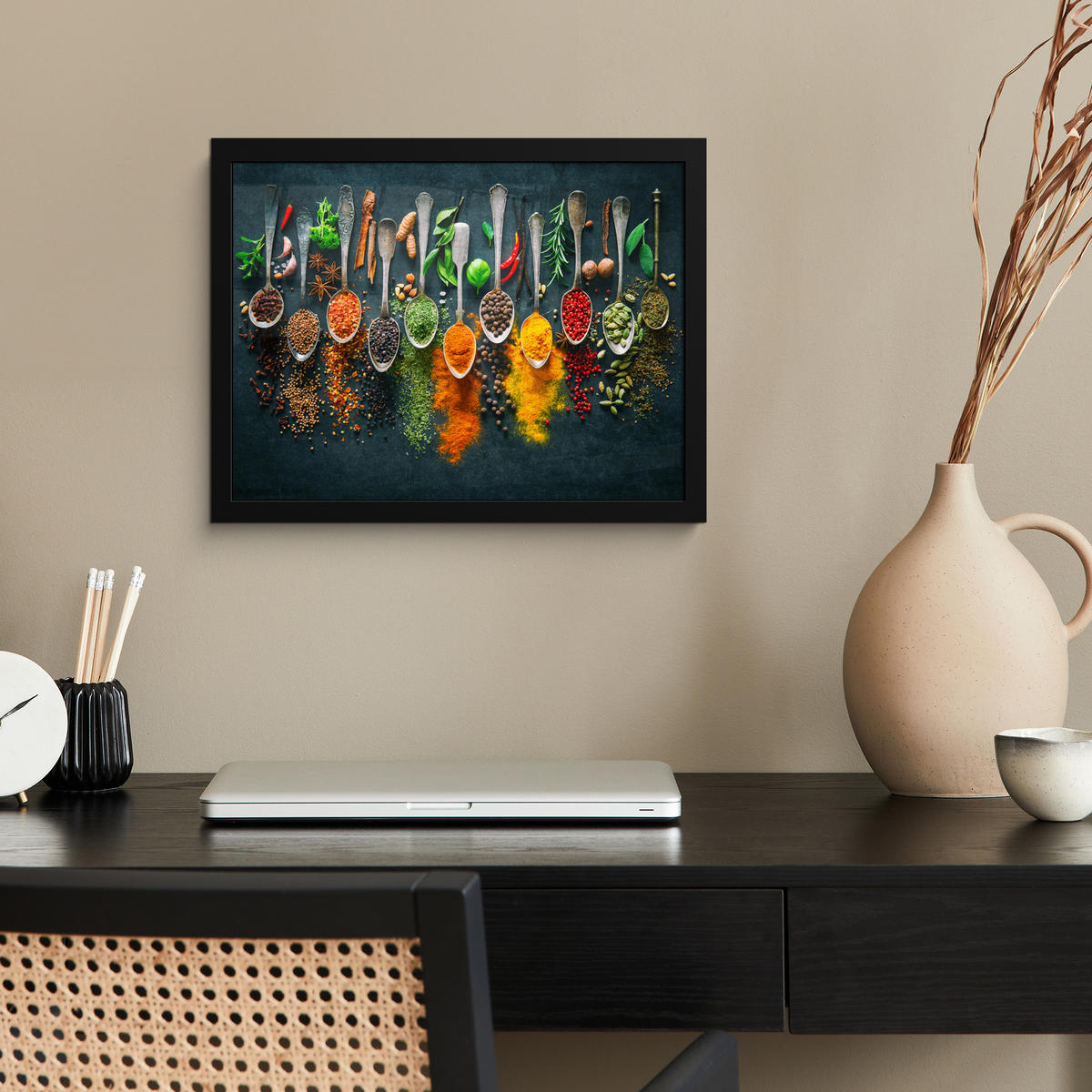 POSTER MIT RAHMENGERAHMTES BILD - Kräuter - Gewürze - Löffel - 40x30 cm - Currygelb, Papier (40/30cm) - MuchoWow