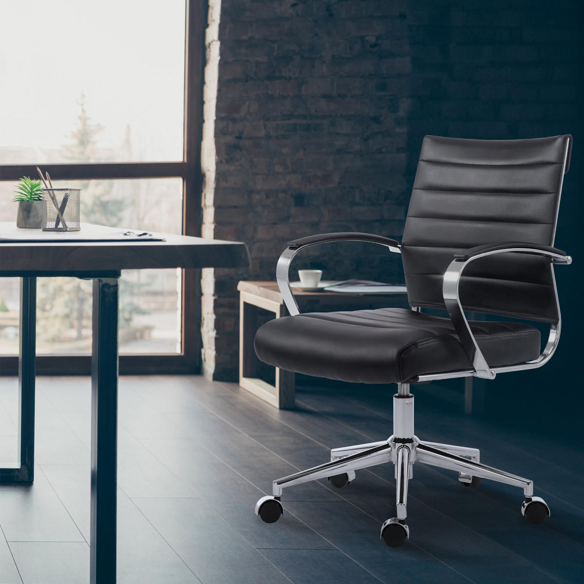 DREHSTUHL Lederlook Schwarz - Chromfarben/Schwarz, Leder/Textil (57/90/62cm) - CLP