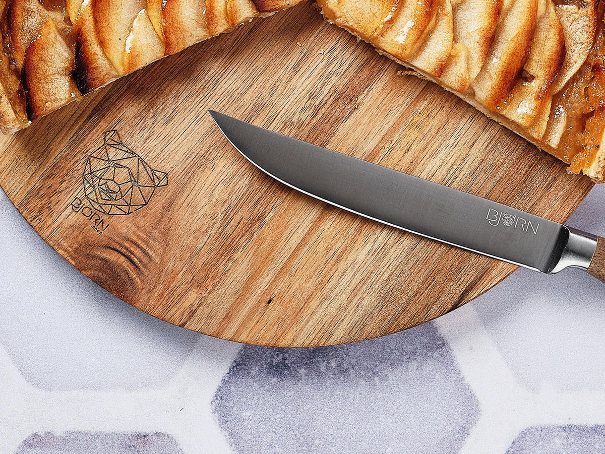 SCHNEIDEBRETT aus Akazienholz Stine - Ø26cm - Braun, Holz (26/35cm) - Björn