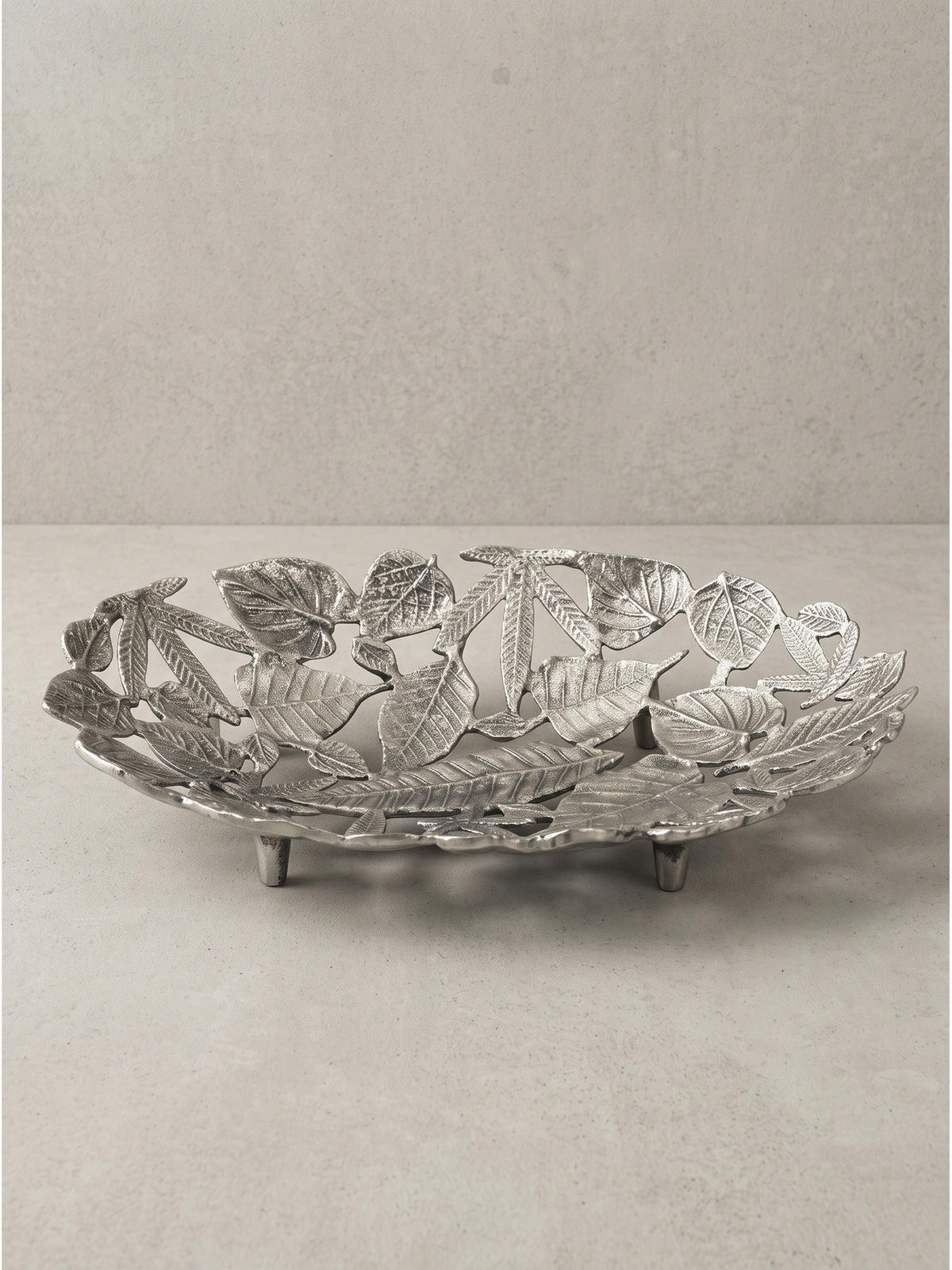 DEKOSCHALE RECANATI, Aluminium, handgefertigt, Silber, 49 x 31 x 8 cm - Silberfarben, Metall (8cm) - KADIMA DESIGN
