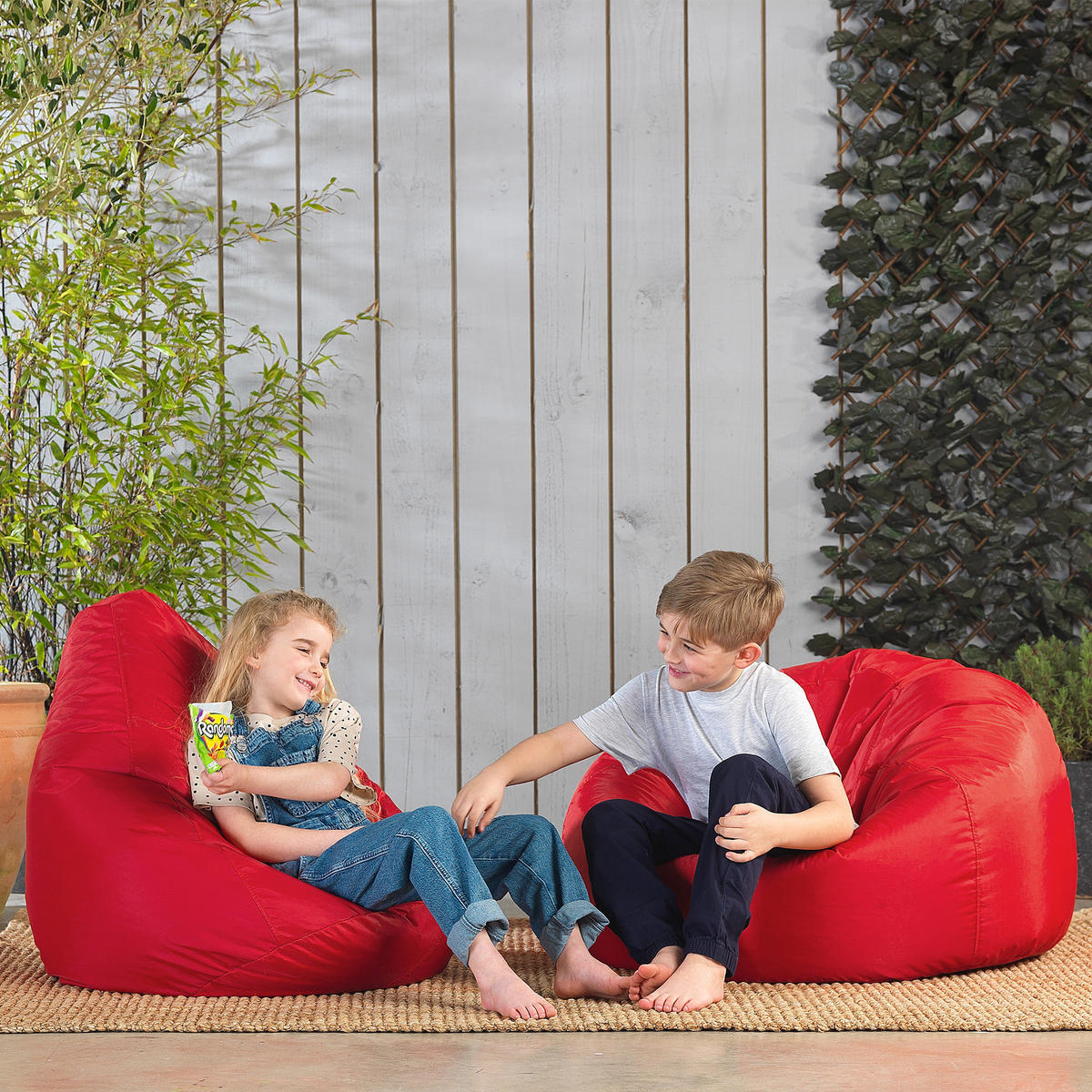 OUTDOORSITZSACK Liegestuhl für Kinder - Rot, Kunststoff (69/59/65cm) - Veeva