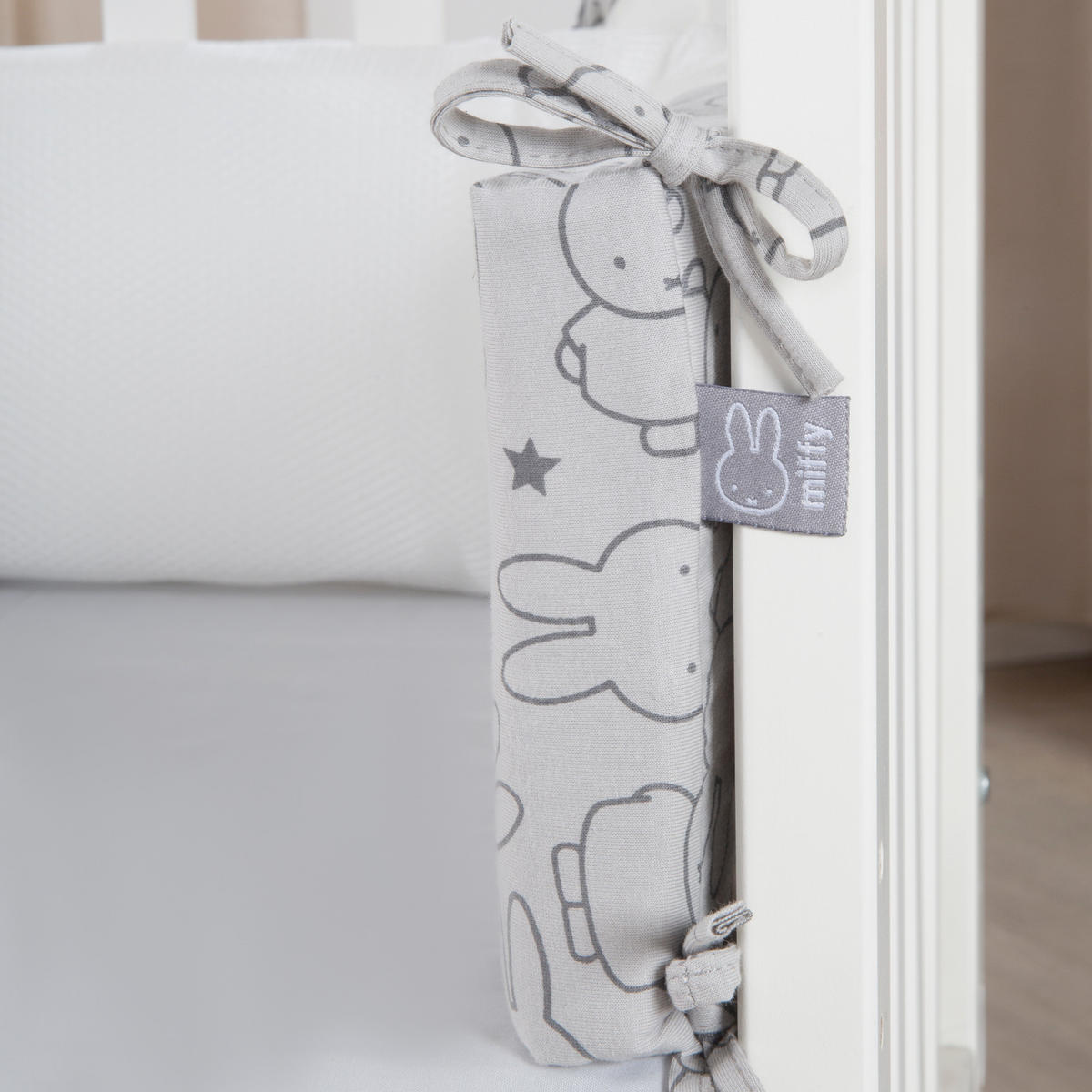 NESTCHEN Miffy Air PLUS 'safe asleep' - Grau, Textil (170/4cm) - Roba