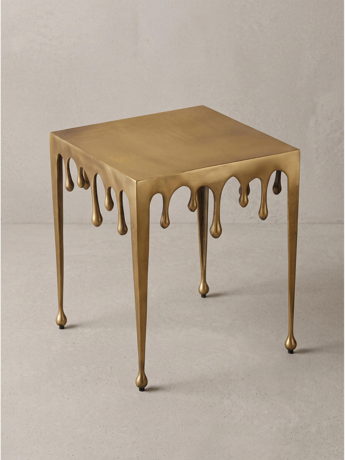 BEISTELLTISCH GARD, Aluminium, handgefertigt, Gold, 45,5 x 45,5 x 51 cm - Goldfarben, Metall (45.5/45.5/51cm) - KADIMA DESIGN