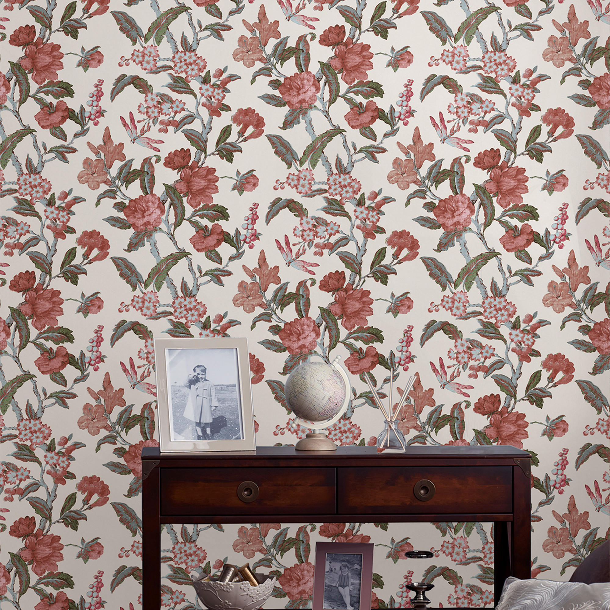 VLIESTAPETE Minera Karminrot | Beige Rot | Blumen | 10mx52cm - Rot, Papier/Kunststoff (52/1000cm) - Graham & Brown