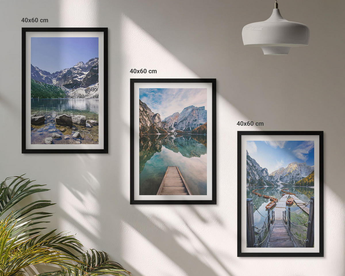 BILDER SET 3er Set - 40x60 cm Schwarzer Rahmen - Berge, Seen, Holzstege - Schwarz, Kunststoff (40/60cm) - TULUP