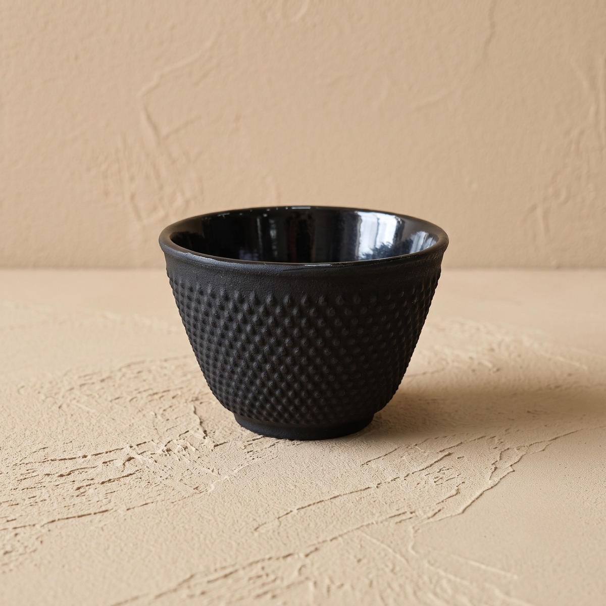 TEEKANNE Gusseisen mit Sieb Sono Schwarz 1,2 l 18,5/16/20 cm - Schwarz, Metall (16/18.5cm) - AROMELIO
