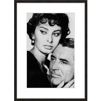 BILD mit Rahmen 51x71 cm Sophia Loren & Cary Grant Schwarz-Weiß - Weiß, Holz (51/71cm) - artissimo