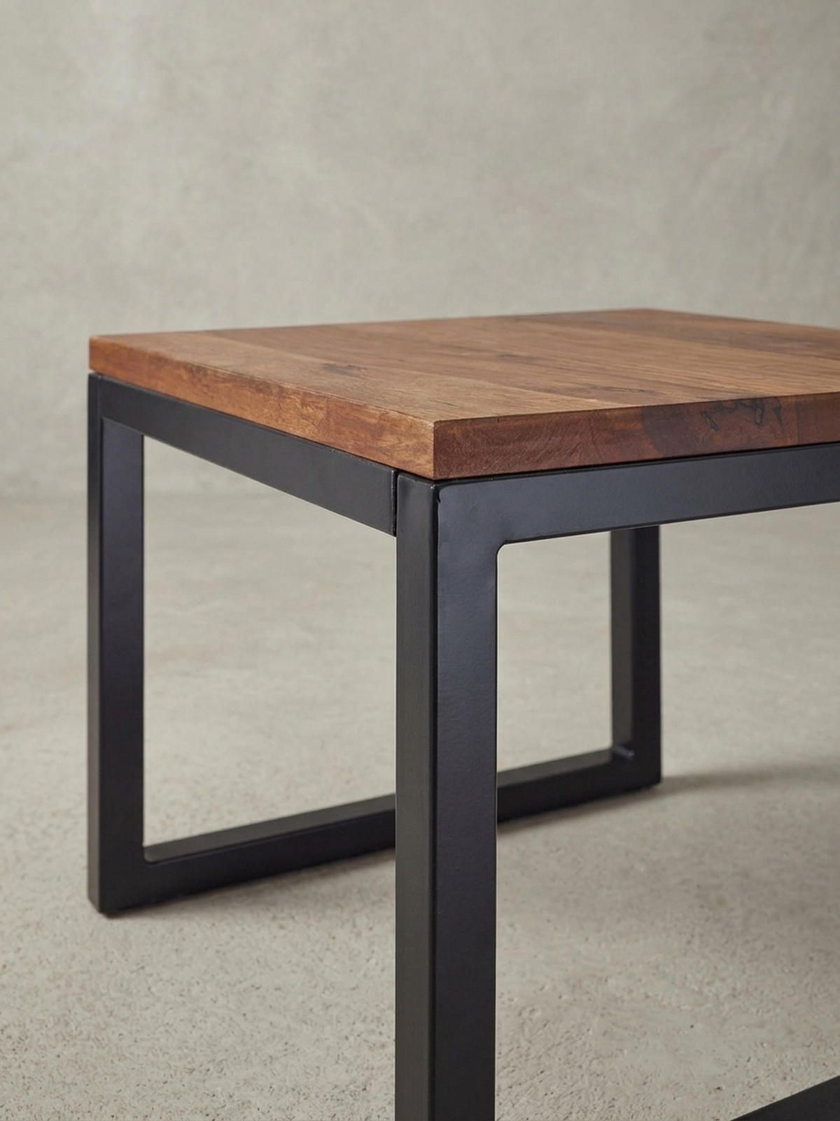 BEISTELLTISCH – Massivholz Braun rechteckig robust Industrial - Schwarz/Braun, Holz/Metall (45/45/40cm) - KADIMA DESIGN