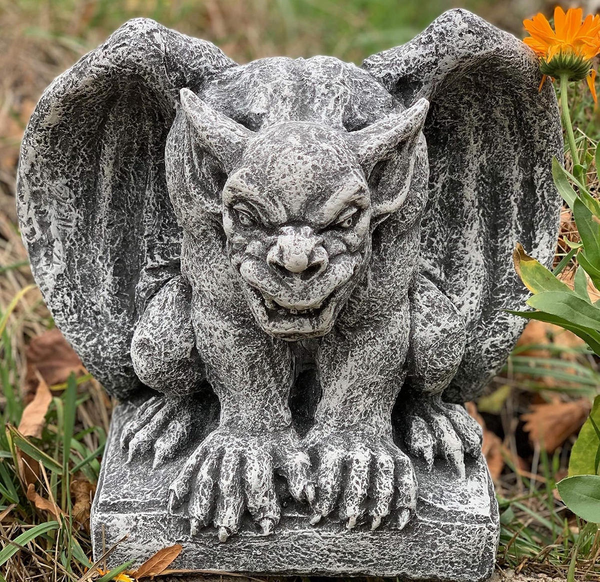 STEINFIGUR Gargoyle auf Sockel frostfest Steinguss - Grau, Stein (22/28/16cm) - stoneandstyle