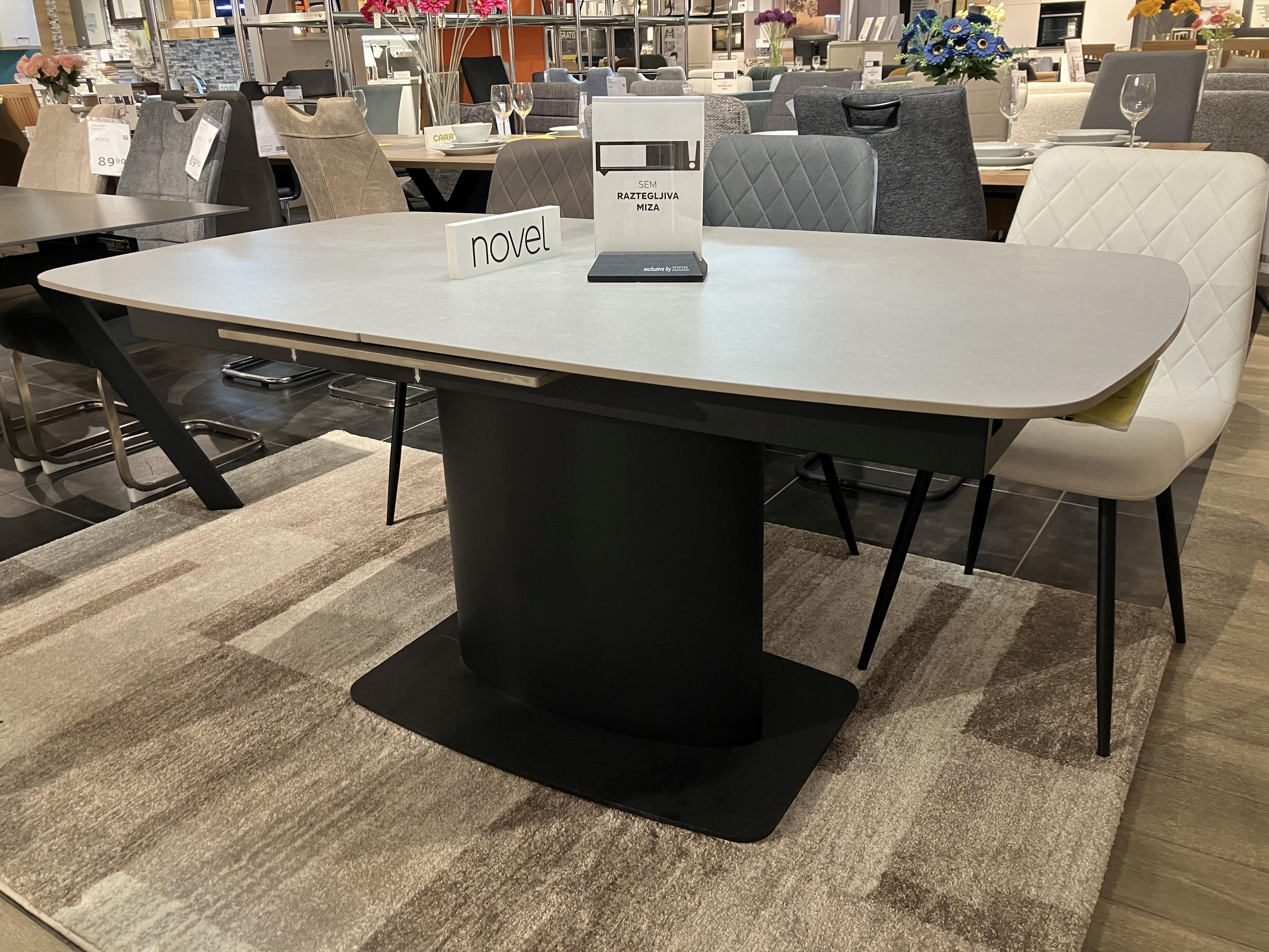 JEDILNA MIZA OLLIO - Novel