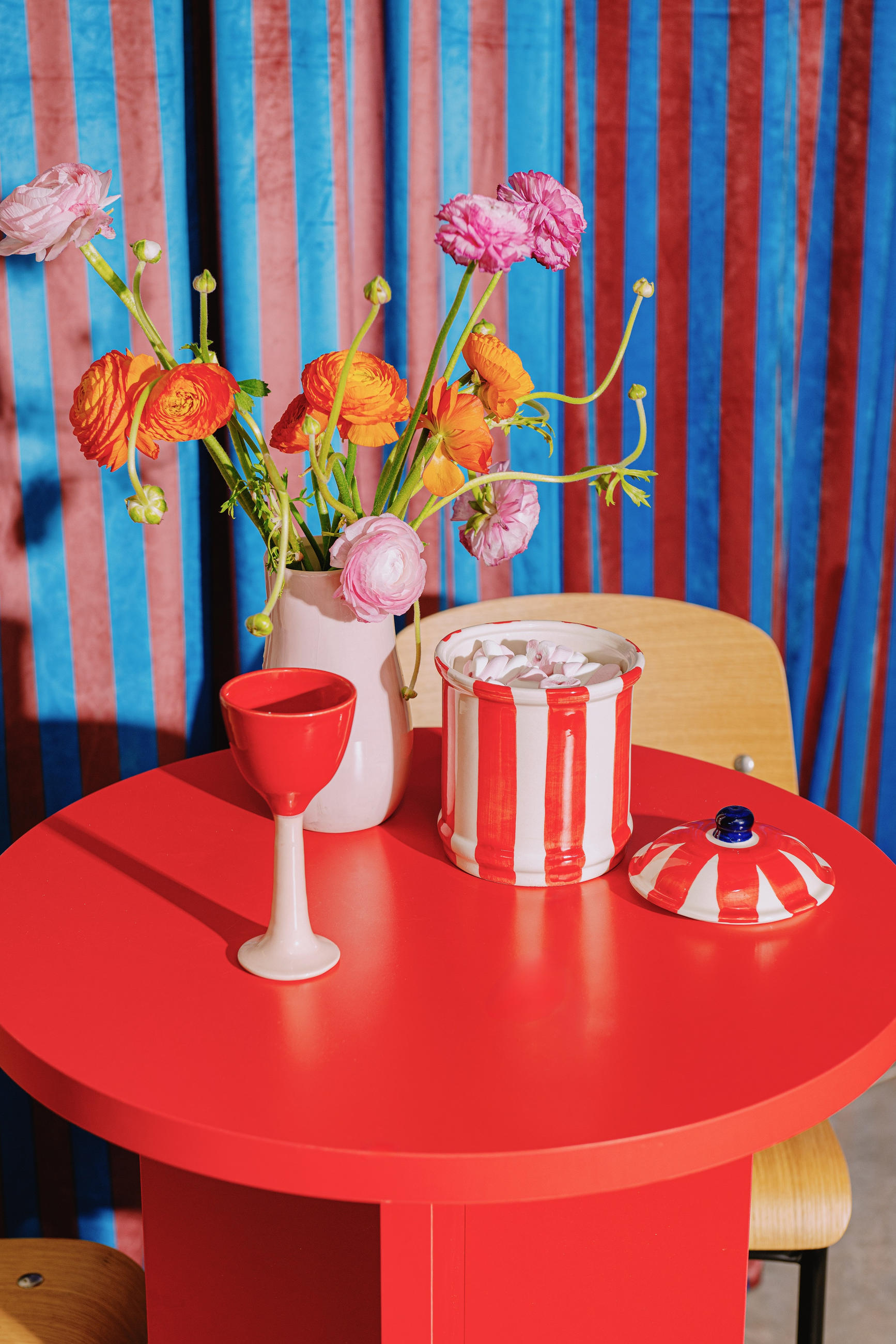 HOCHTISCH rund 60 cm Flammenrot CHINCHIN - Rot, Holzwerkstoff (60/105/60cm) - RNT By Really Nice Things