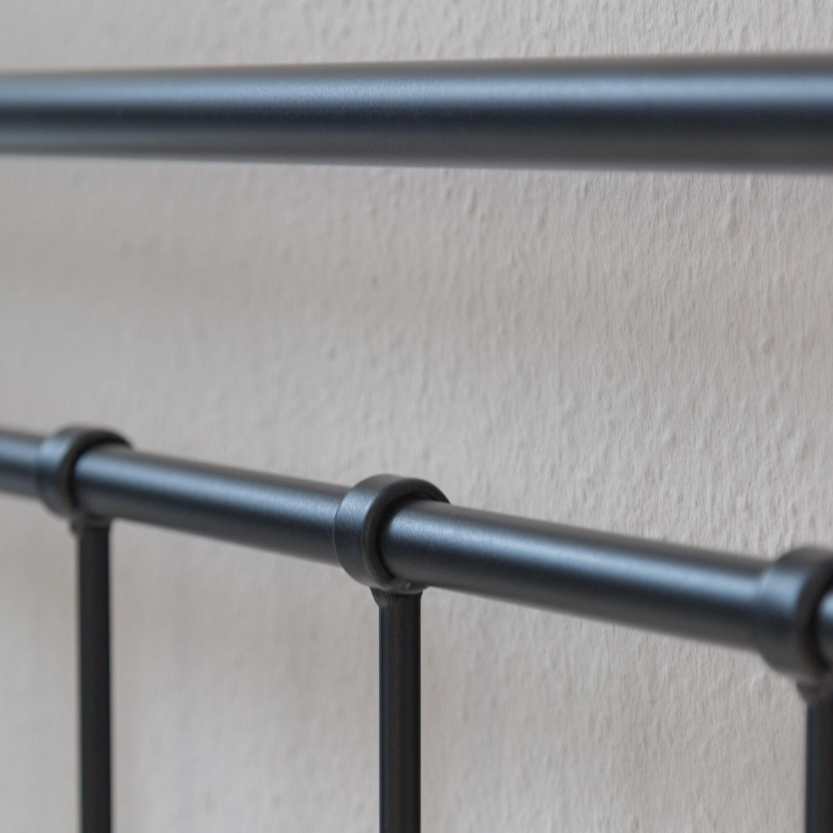 METALLBETT 160/200 cm in Schwarz Natur mit Lattenrost - Schwarz/Naturfarben, Metall (160/200cm) - Homestyle4u