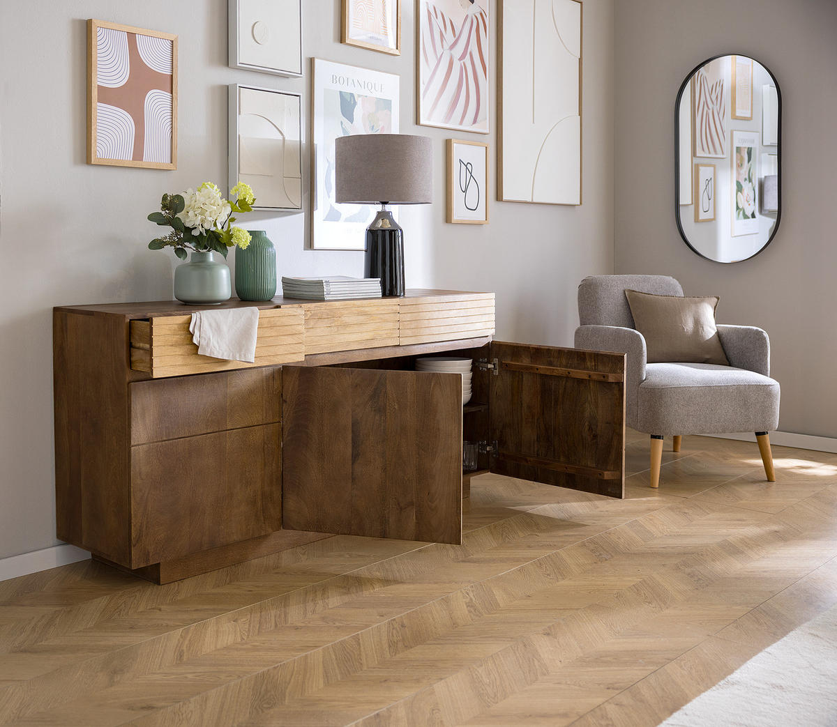 MASSIVES SIDEBOARD mit 3 Türen - Mango - Naturfarben, Holz (170/77/40cm) - home24