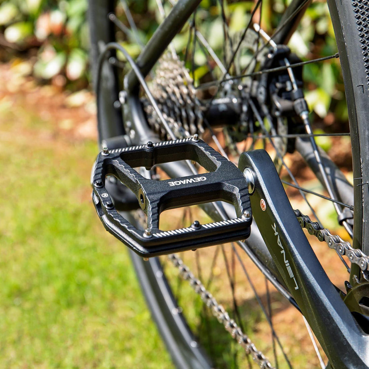 FAHRRADPEDALE MTB Aluminiumdruckguss mit 16 Pins Schwarz - Schwarz, Metall (11/1.5/11.5cm)