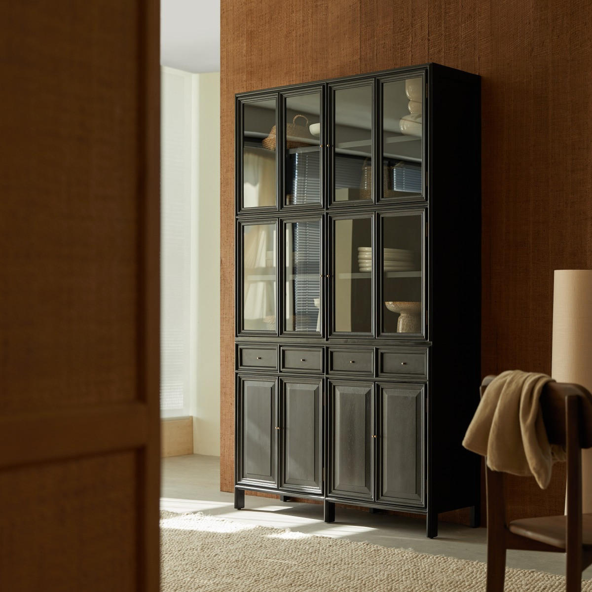 GESCHIRRSCHRANK Anna Schwarz aus Mindiholz - Schwarz, Holz (120/210/41cm) - Tikamoon