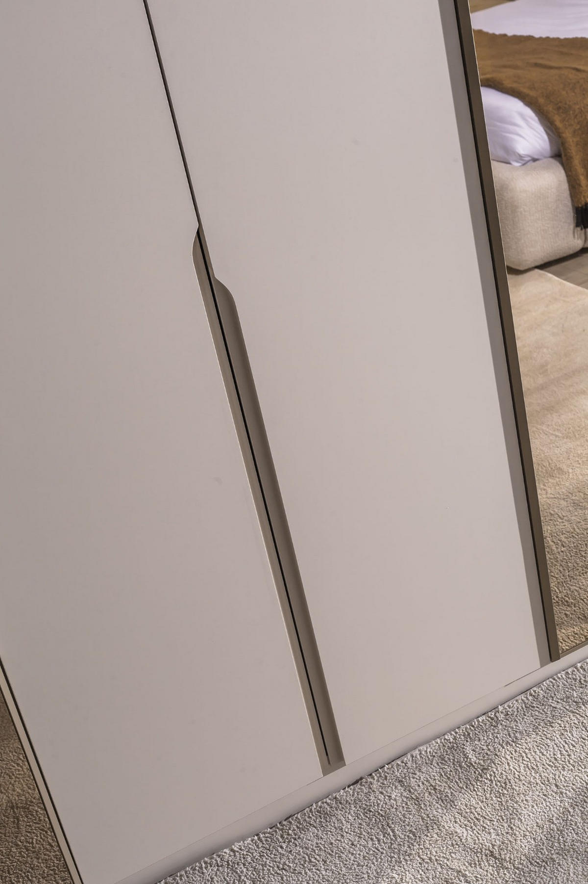KLEIDERSCHRANK Avva 6 trg. - Beige, Holzwerkstoff (250/217/65cm)