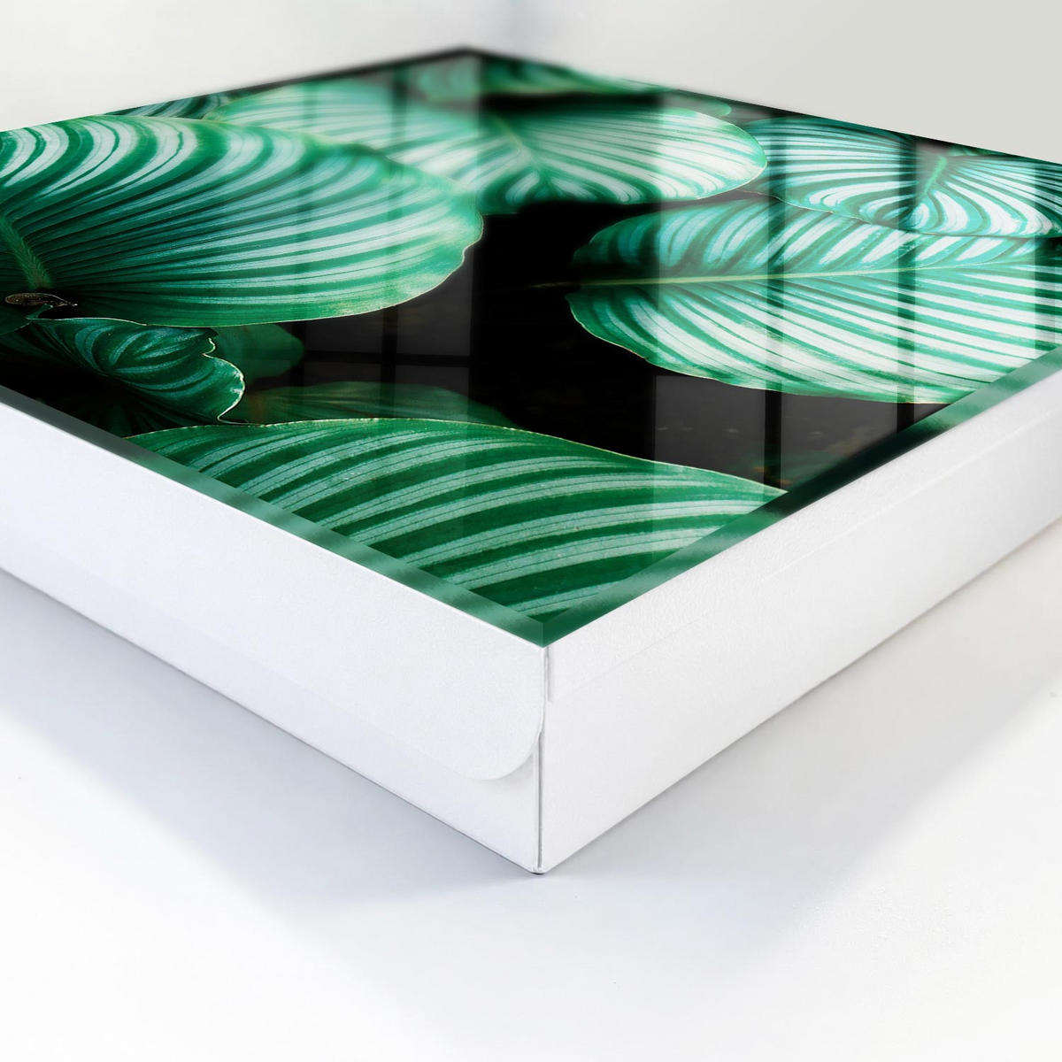 SCHLÜSSELBOX Weiß 30x30 cm – Türöffnung nach rechts - Grüne Blätter - Grün, Metall (30/30/5cm) - TULUP
