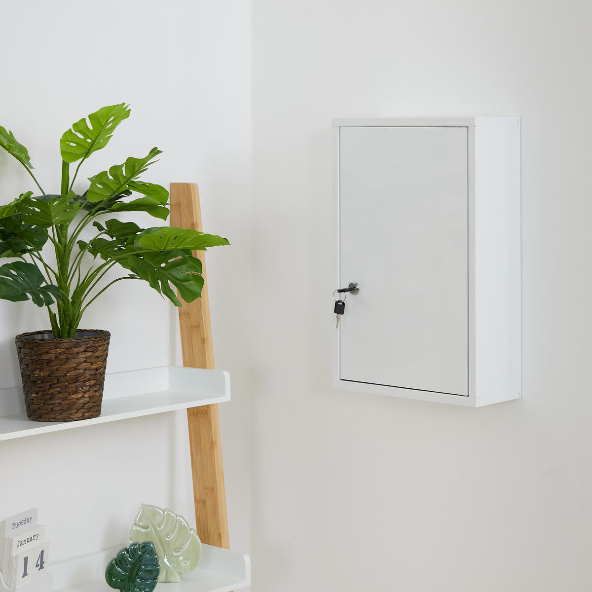 MEDIZINSCHRANK - Weiß, Metall (30/45/12cm) - Relaxdays