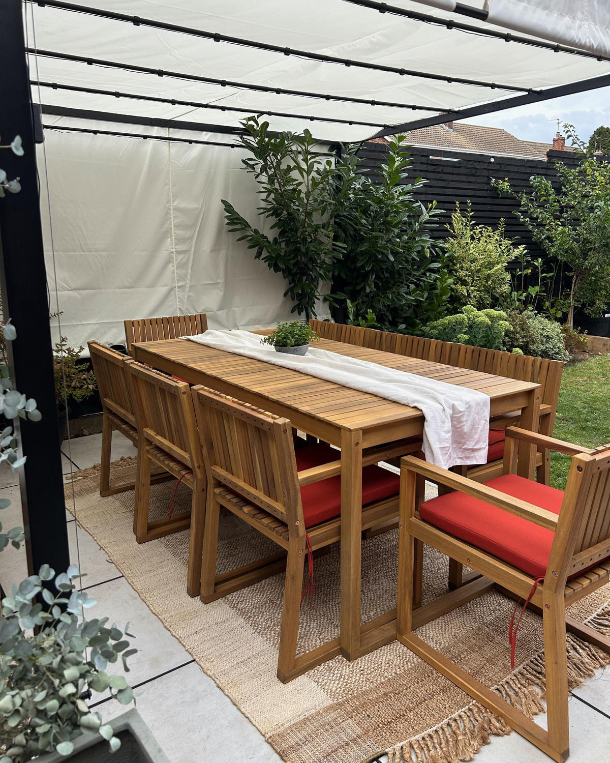 GARTENSTUHLKISSEN Rot 46/46 cm Sassari Premium - Rot, Textil (46/5/46cm) - Beliani