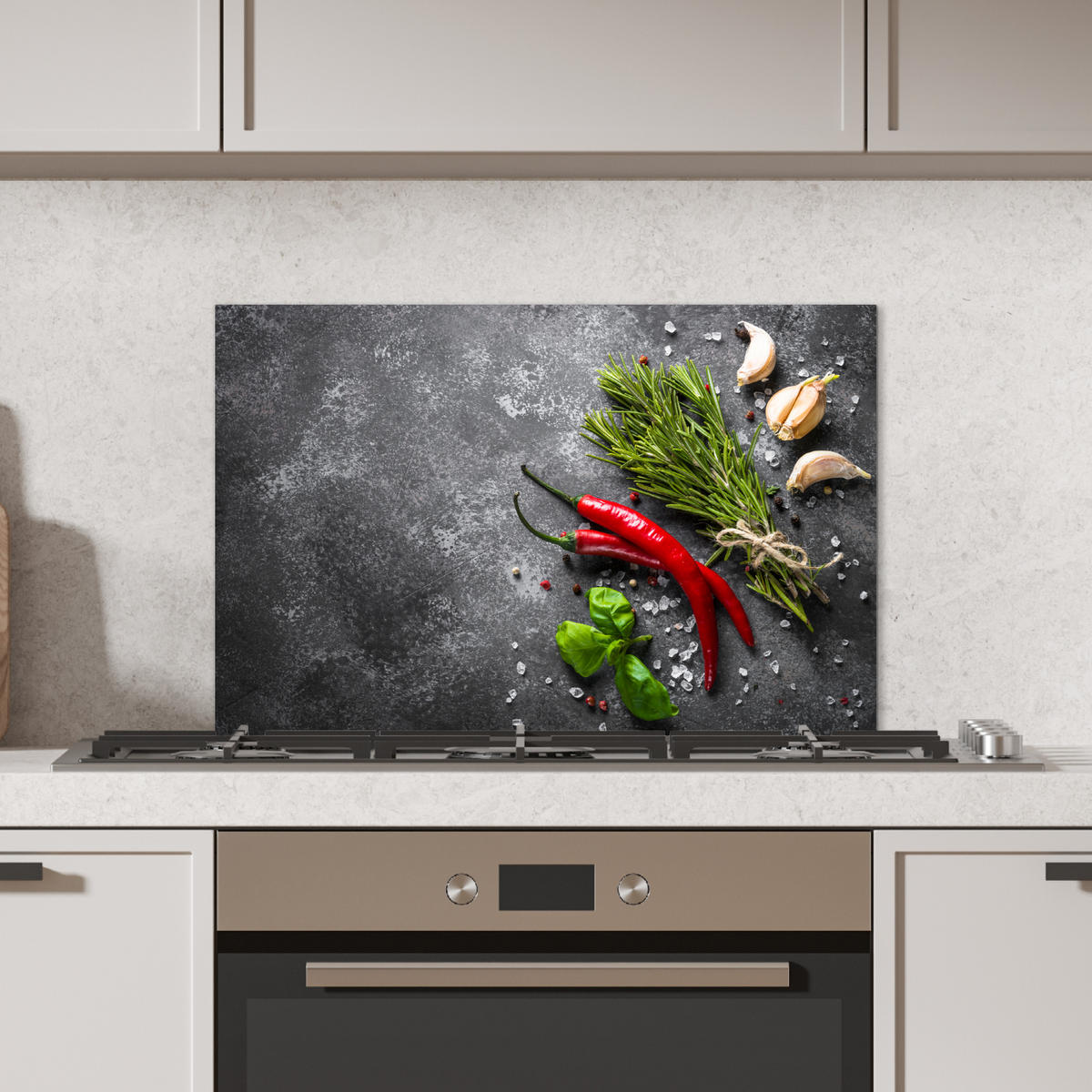 SPRITZSCHUTZ KÜCHE Pfeffer - Kräuter - Gewürze - Beton 60x40 cm - Rot, Metall (60/0.3/40cm) - MuchoWow