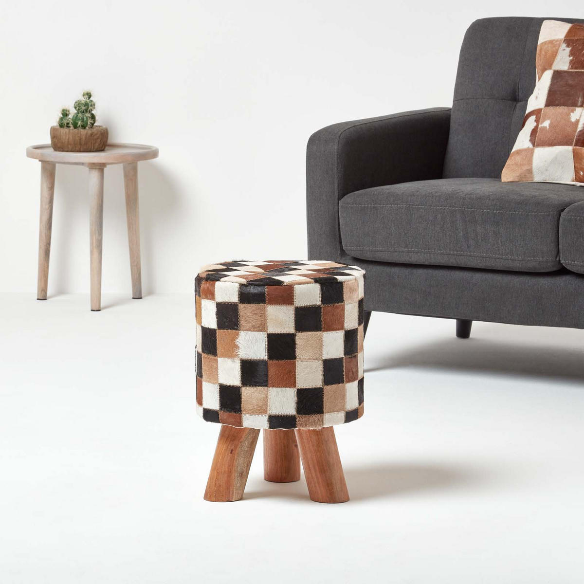 PATCHWORK-HOCKER Fell mit Holzbeinen, 32/32/42 cm - Braun, Leder (32/42/32cm) - Homescapes