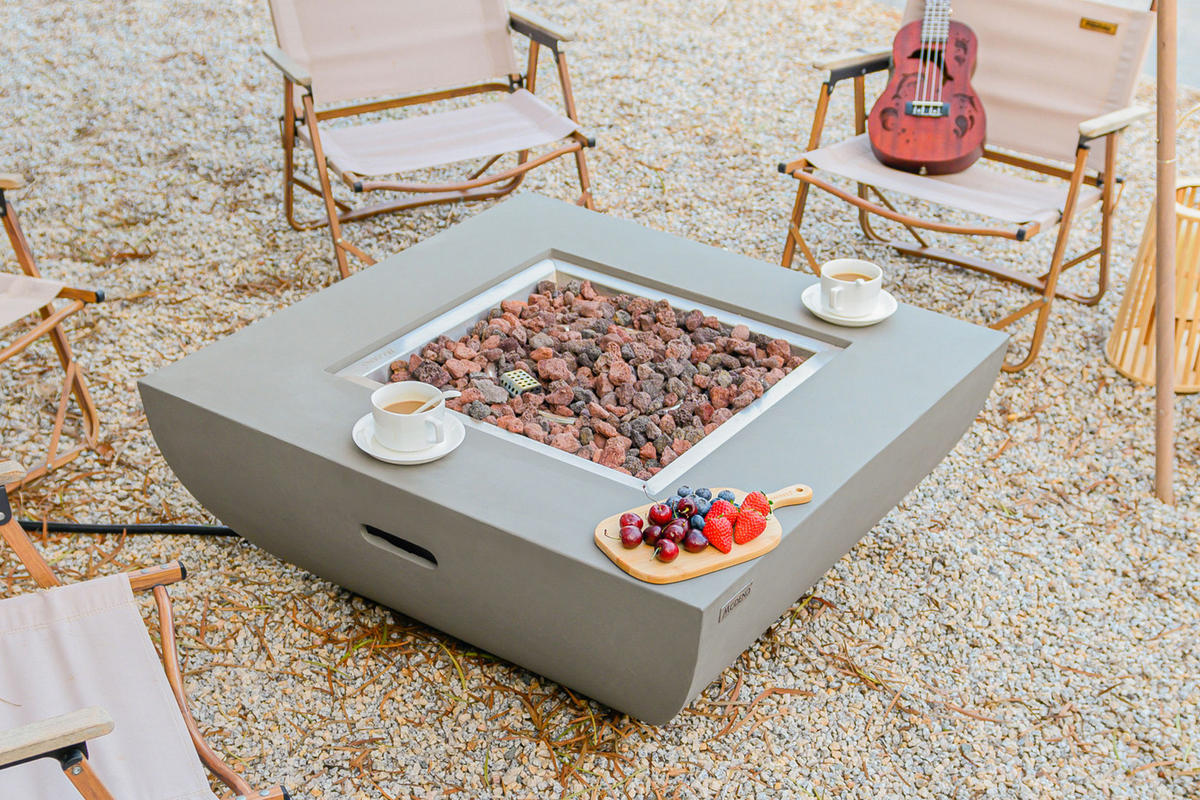 FEUERTISCH Westport Gasfeuerstelle aus GFRC-Beton 87/87/36 cm - Hellgrau, Stein (86/36/86cm) - Elementi