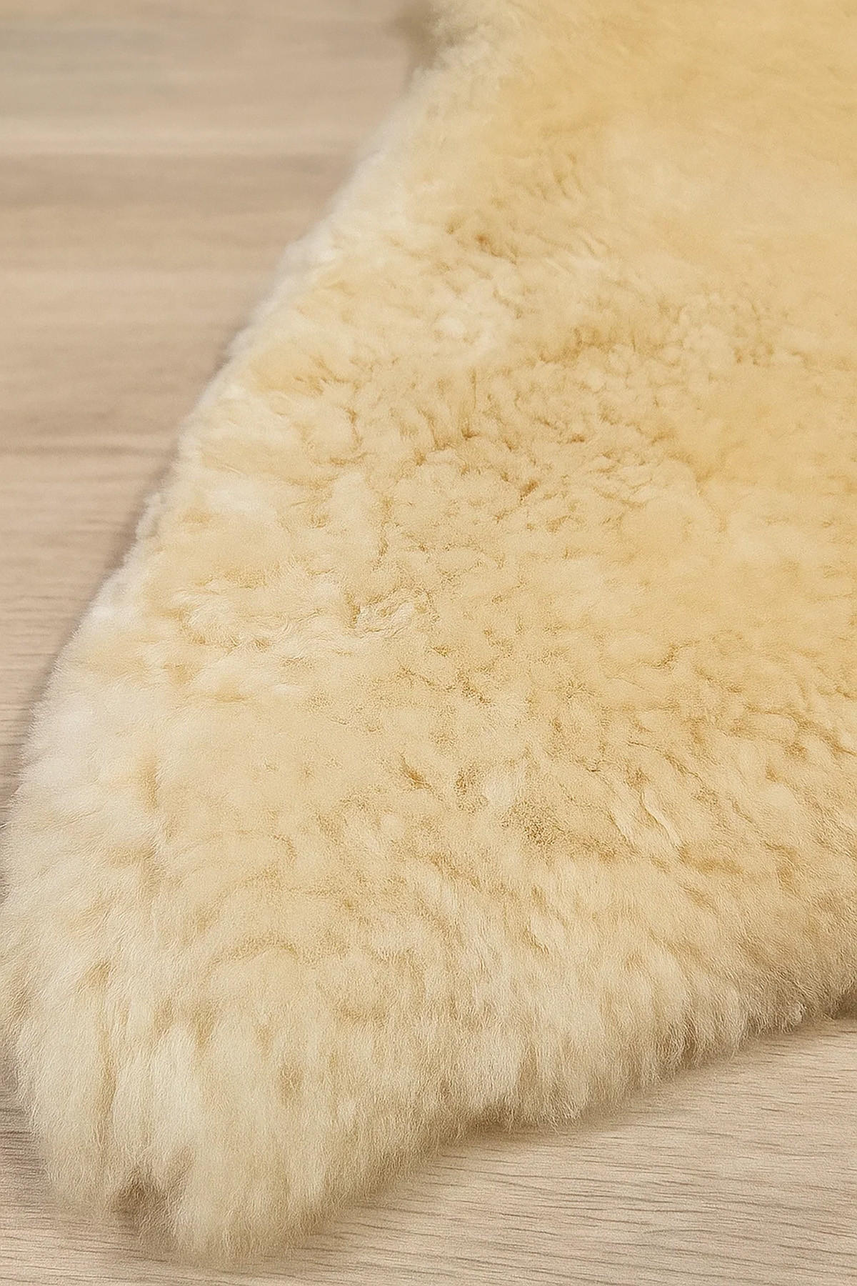 SCHAFFELL Medizinisch gegerbt – Wascharte US Merino Weiß ca. 140 cm - Creme/Weiß, Fell (75/140cm) - Provellus