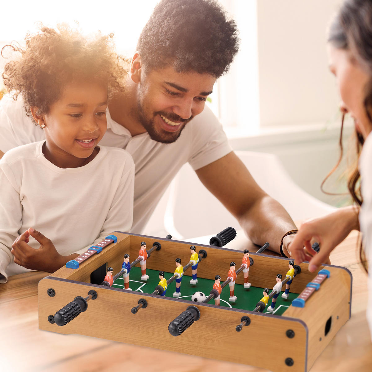 TISCHKICKER - Hellbraun, Holzwerkstoff/Kunststoff (51/50cm) - Relaxdays