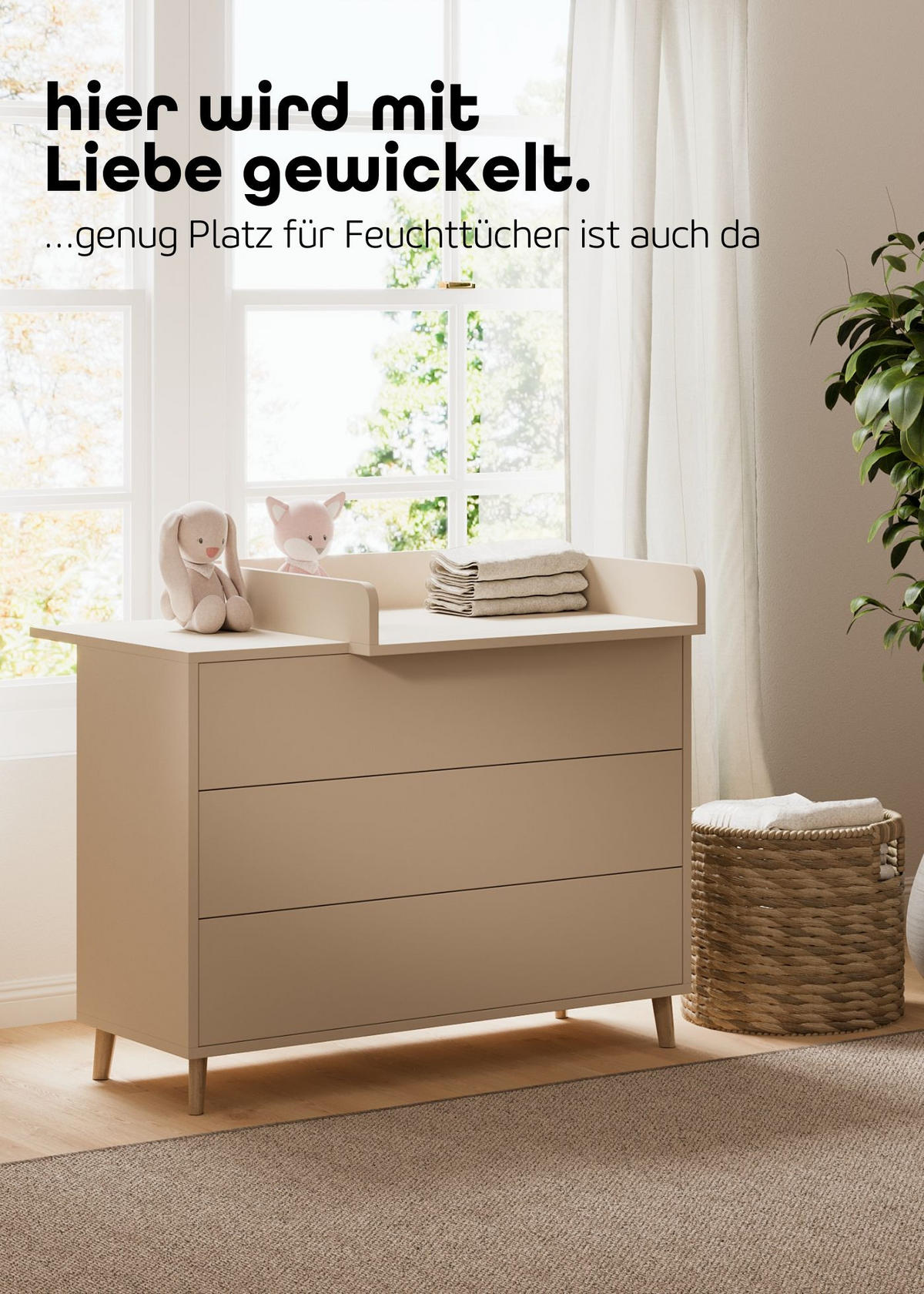 WICKELKOMMODE EDEN – Push-to-Open, Soft Close, abnehmbarer Wickelaufsatz & Schubladen mit Fächern - sahara dust - Buchefarben/Sahara, Holzwerkstoff/Buchenholz (71/94/114cm) - Sämann – make a difference.