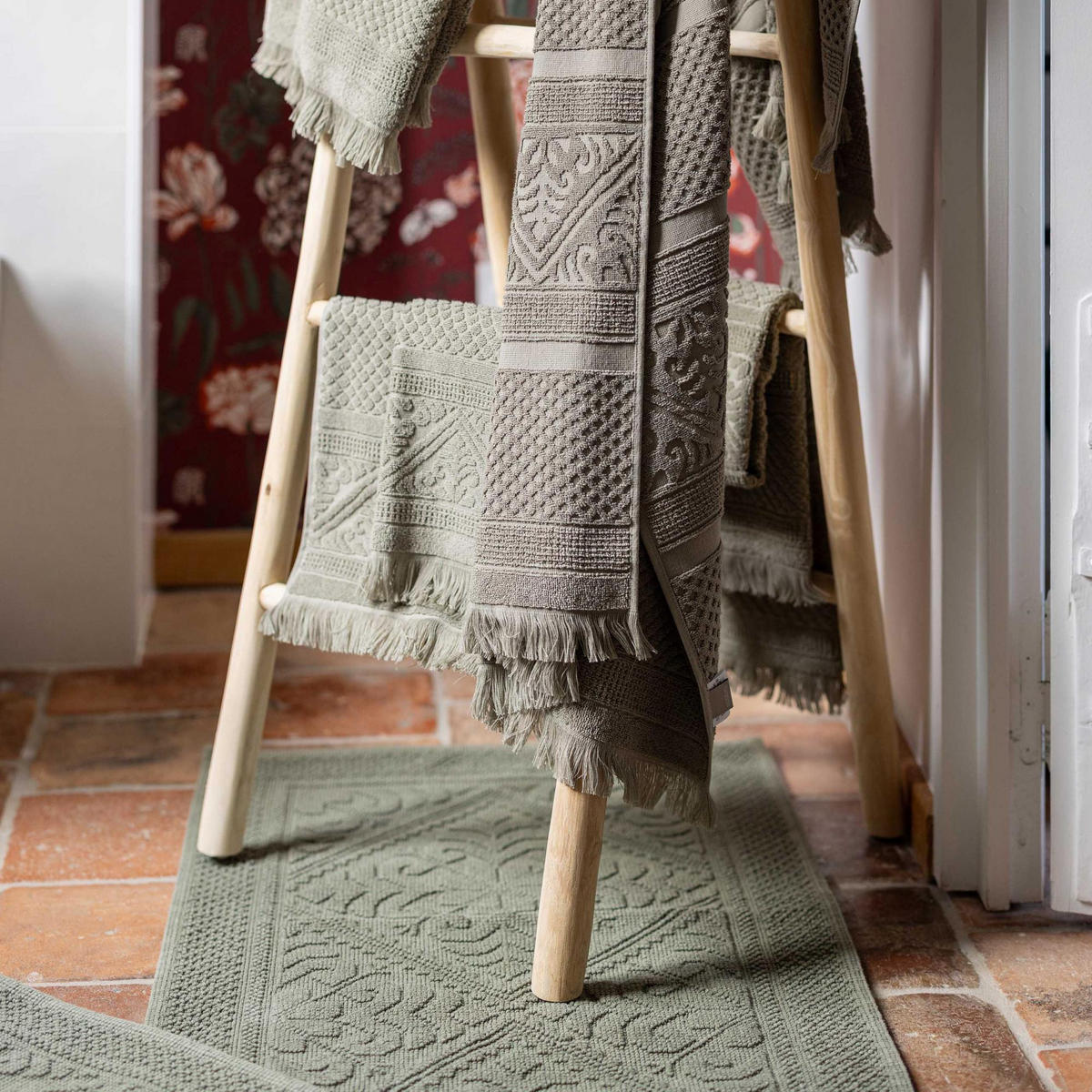 BADTEPPICH Enzo tindgrün 54 x 64 cm - Grün, Textil (54/64cm) - Vivaraise