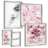 BILDER SET 5er Set - 50x50 cm & 20x30 cm & 40x60 cm Silberner Rahmen - Pfingstrosenporträt einer Frau zu Hause - Silberfarben, Kunststoff (40/60cm) - TULUP