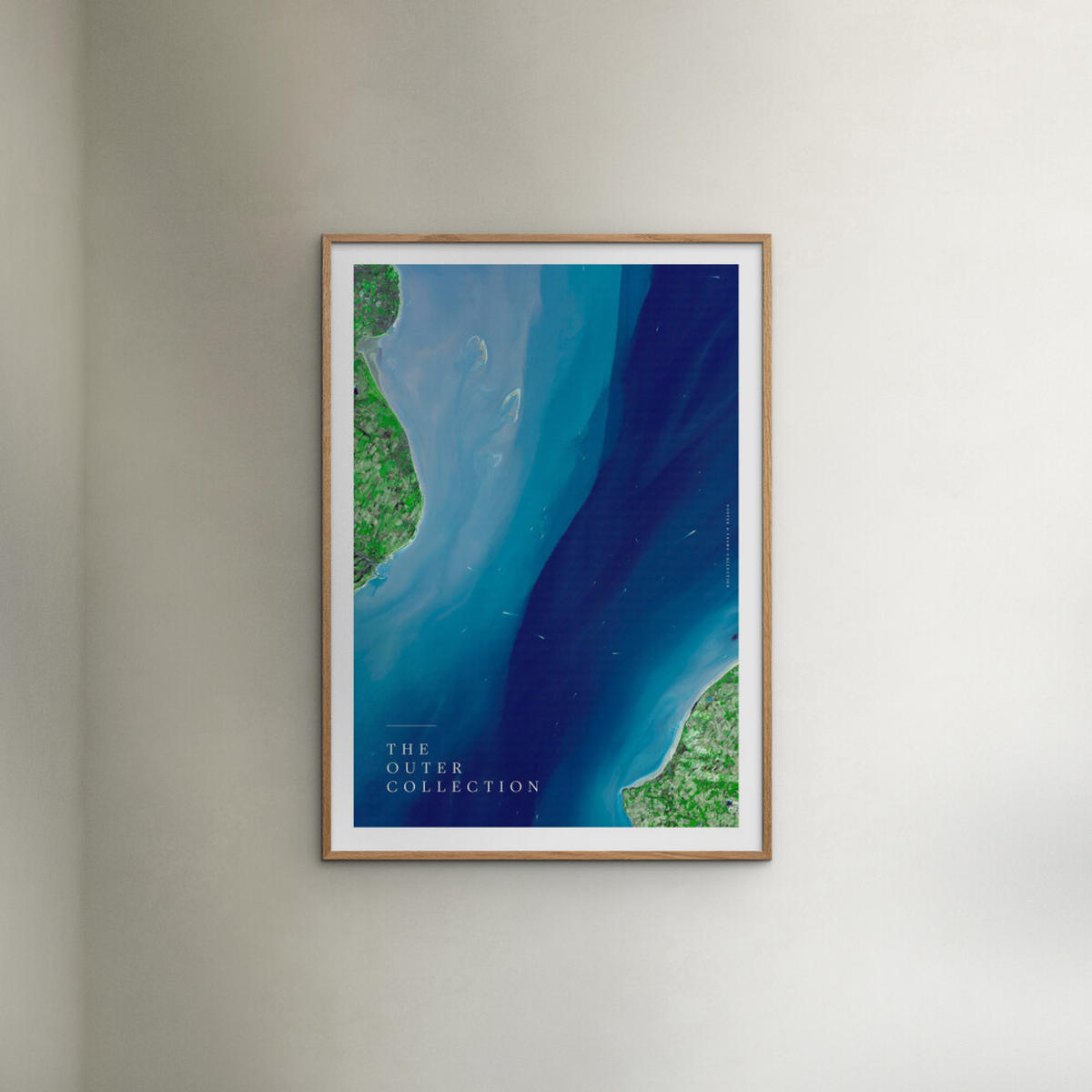 POSTER mit Rahmen Arch Atelier - The Outer Collection – 004 - Blau/Eichefarben, Holz/Papier (70/100cm) - Poster&Frame