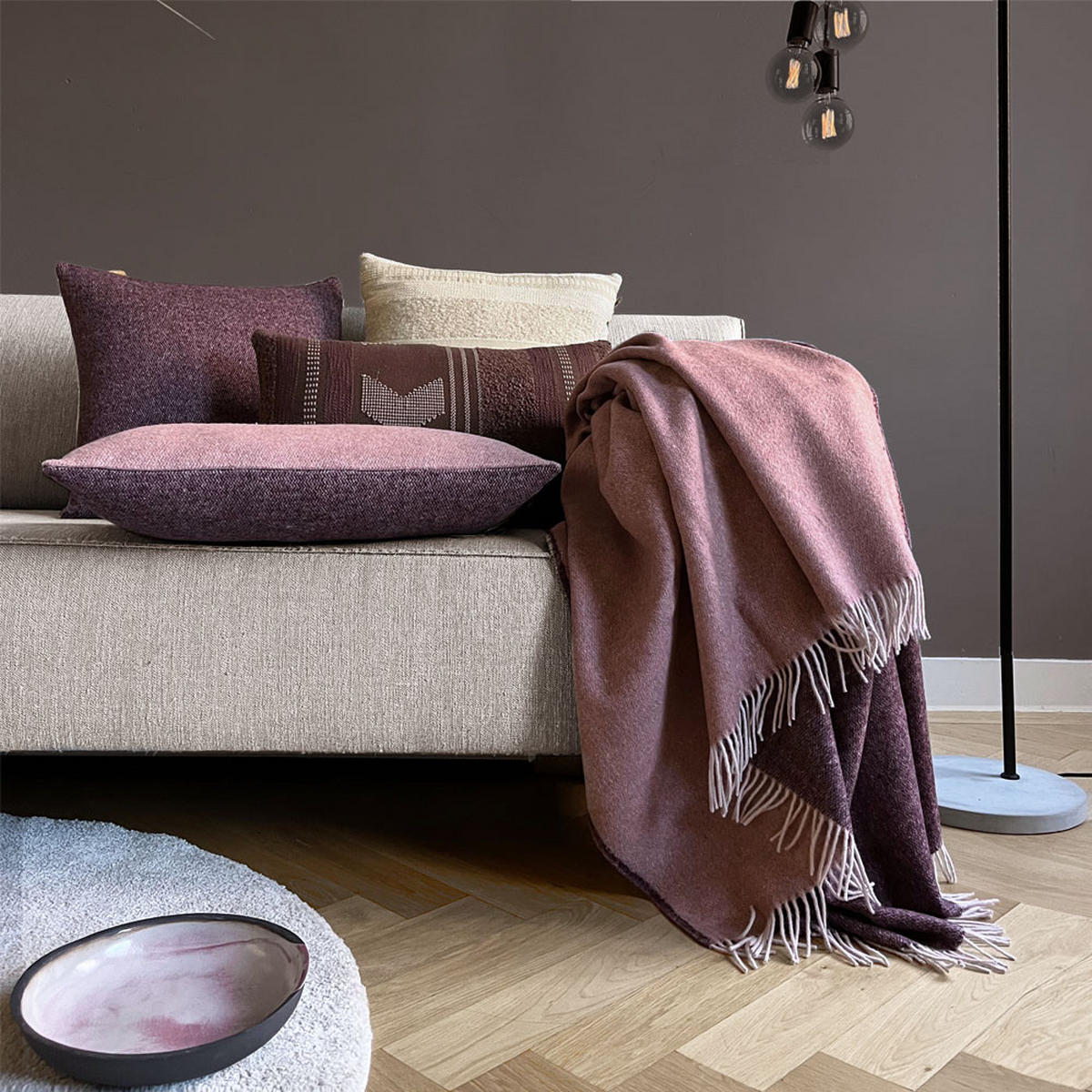WOLLKISSEN recycelte Wolle Doppelseitig Rosenholzfarbe 50x50 - Pink/Lila, Textil (50/50/12cm) - Malagoon