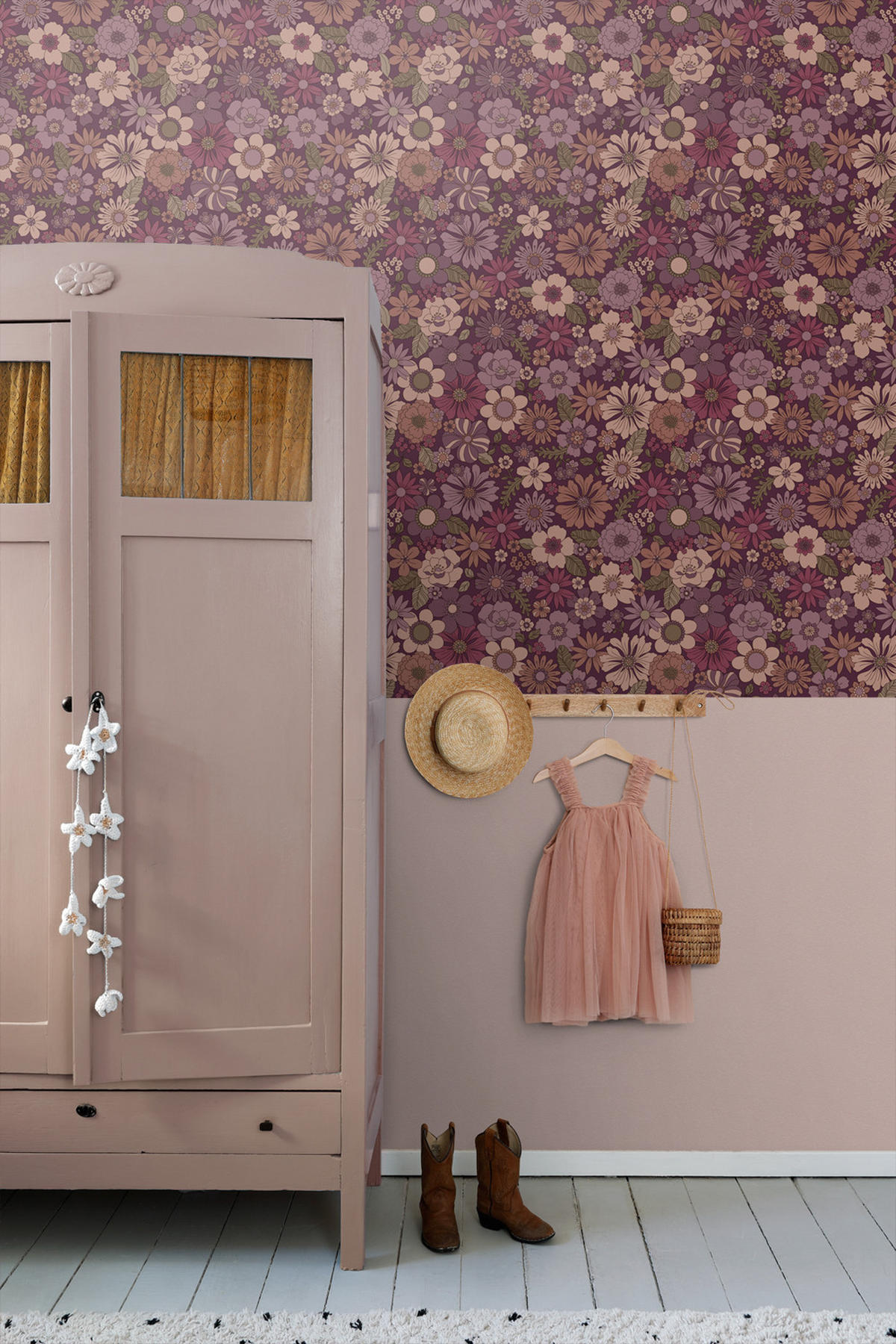 TAPETE Retro Blumen 50 x 900 cm - Lila, Papier (50/900cm) - ESTAhome