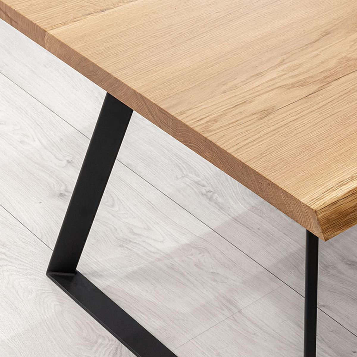 ESSTISCH Delta aus massivem Eichenholz 220x100 cm - Eichefarben/Schwarz, Holz/Metall (220/100/75cm) - Danzz