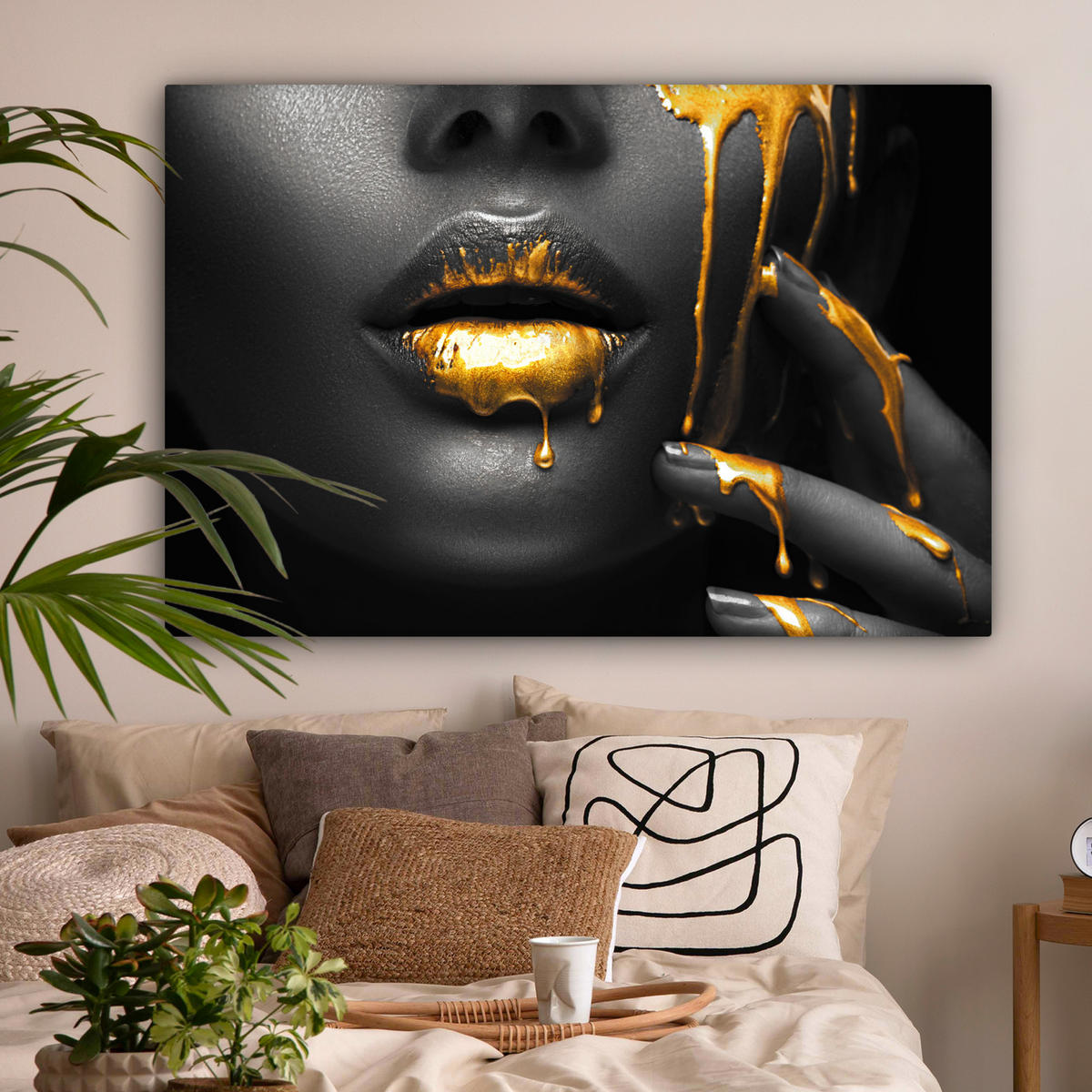LEINWANDBILD Frau - Schwarz - Gold - Gesicht - Lippen XXL 150x100 cm - Goldfarben, Textil (150/100cm) - MuchoWow