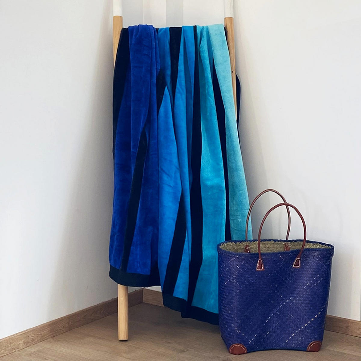 STRANDTUCH Frottee Velours Jacquard Happy Blue 140x180 400g/m² - Blau, Textil (140/180cm) - LE COMPTOIR DE LA PLAGE