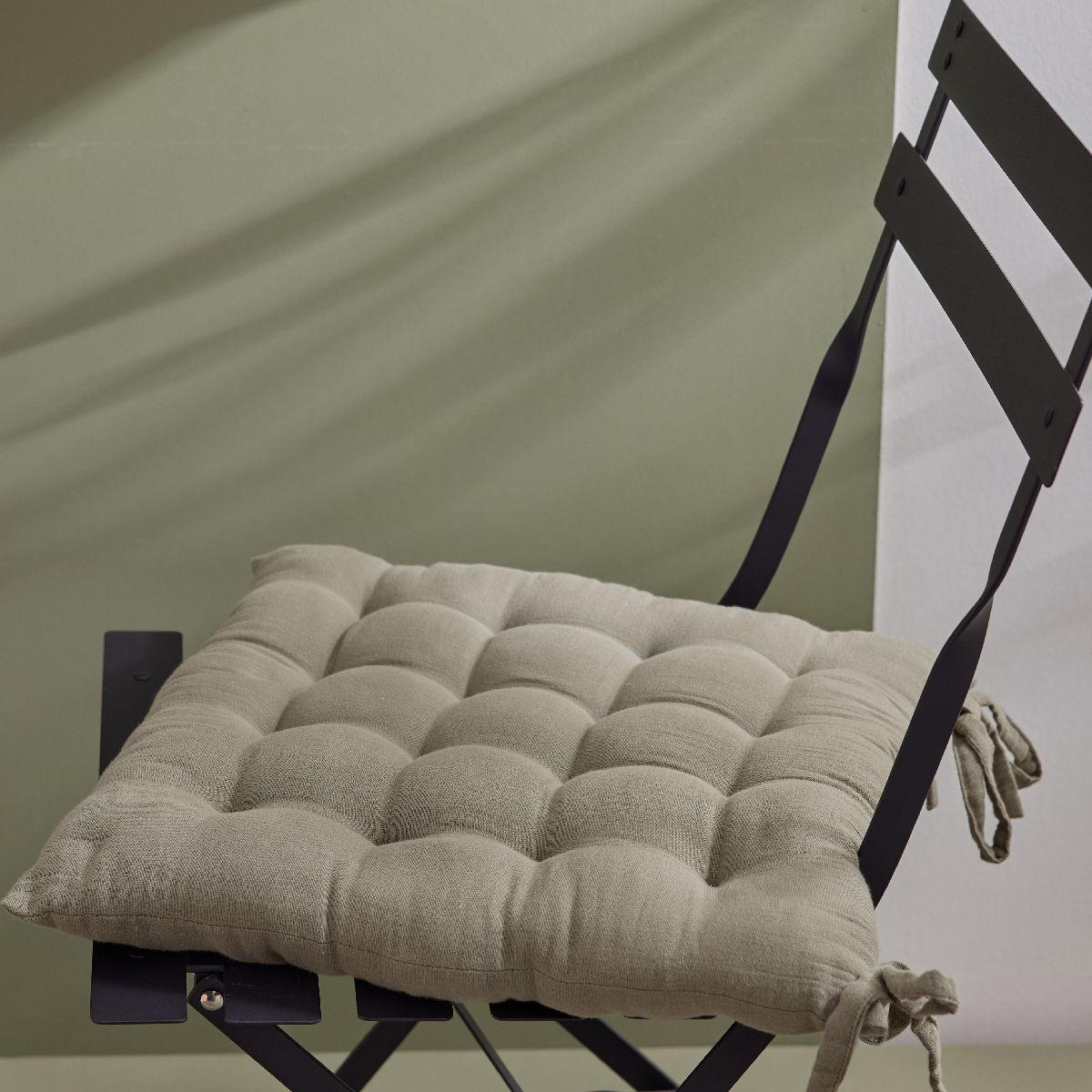 SITZKISSEN mit Bändern Matisse Beige 40/40/4 cm - Beige, Naturmaterialien (40/40/4cm) - Today