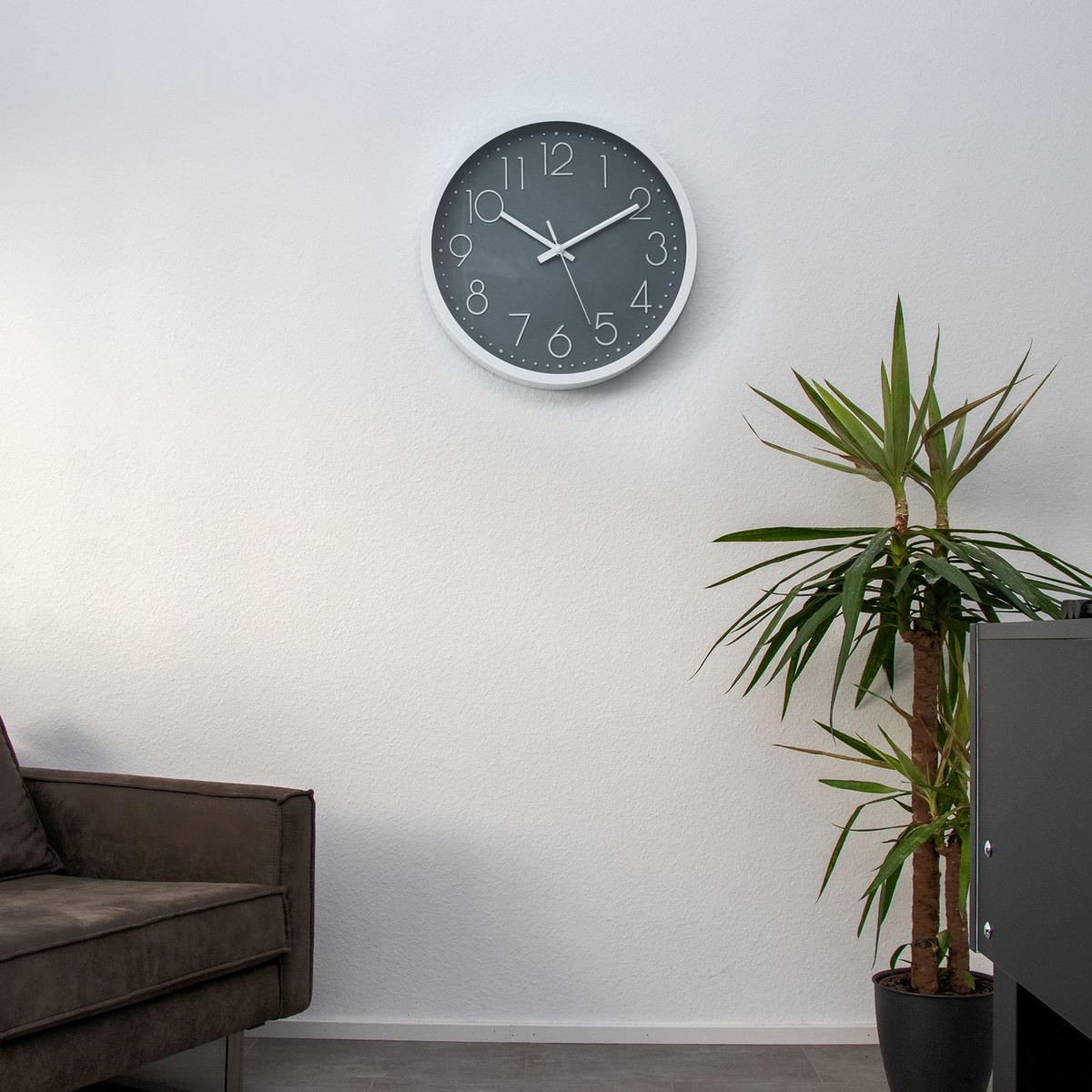 WANDUHR 30.5 cm - Grau, Kunststoff (30.5/30.5/4.5cm) - Intirilife