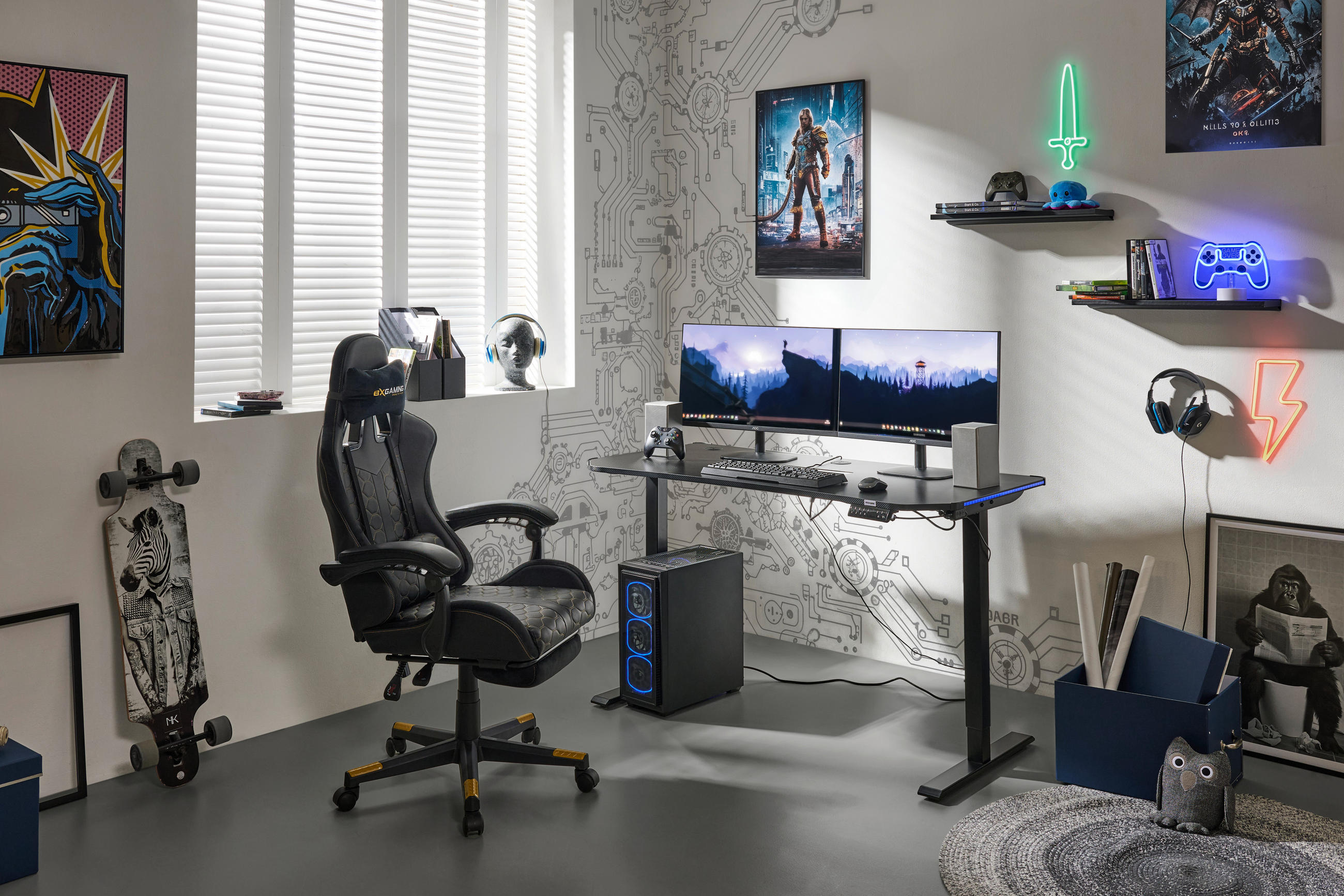 Gamer szoba fekete asztal és fekete forgószék gamer dekorációval