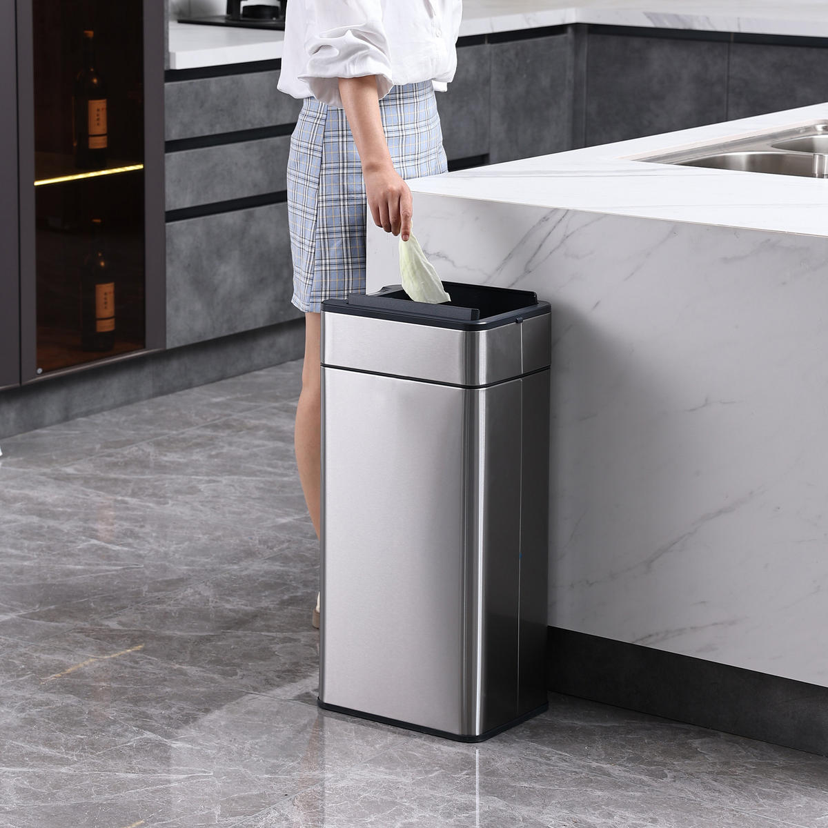 SENSORMÜLLEIMER SE40L Silber - Silberfarben, Metall (23/65/31cm) - SVITA